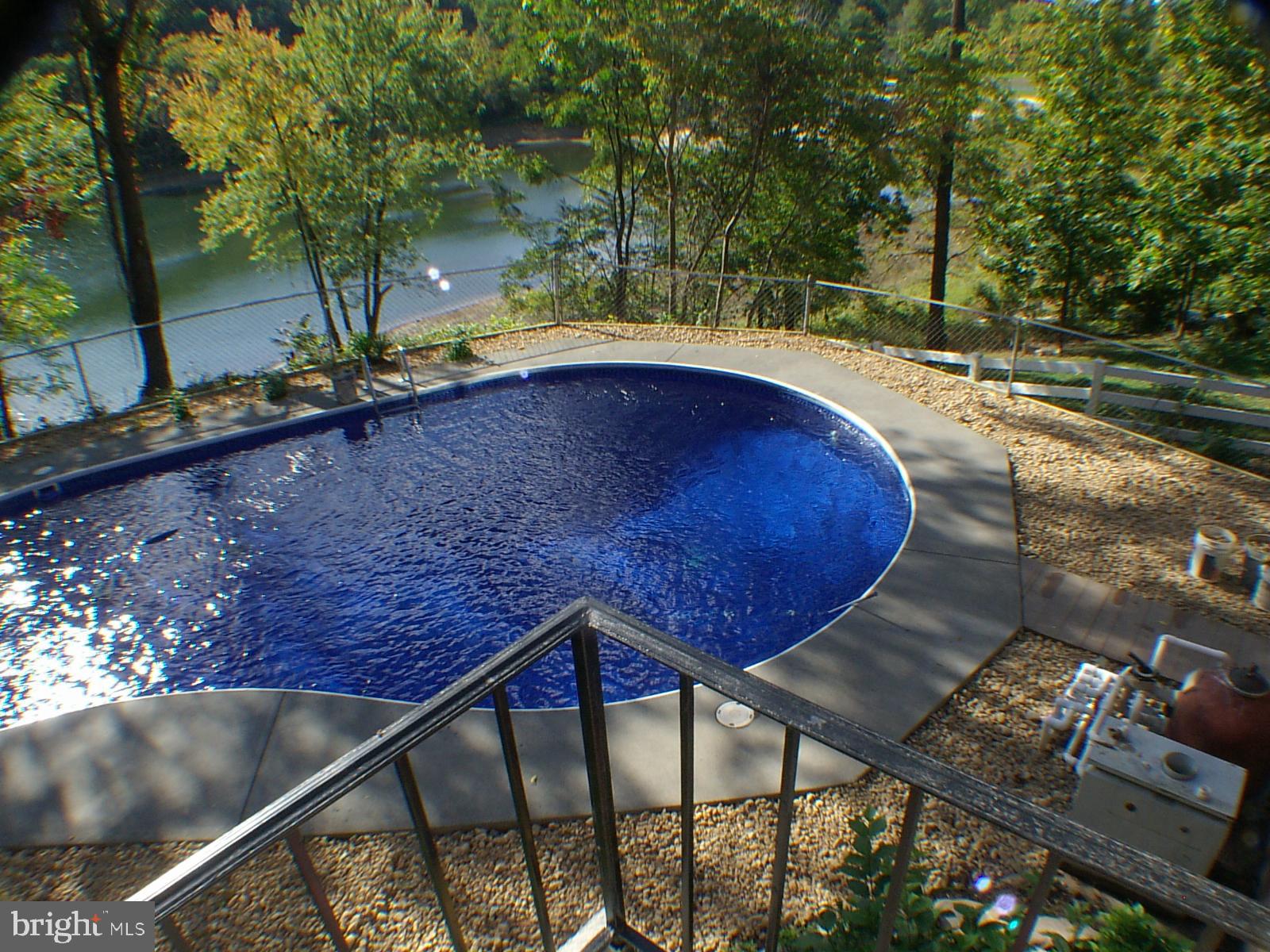 SHAWNEELAND - Residential