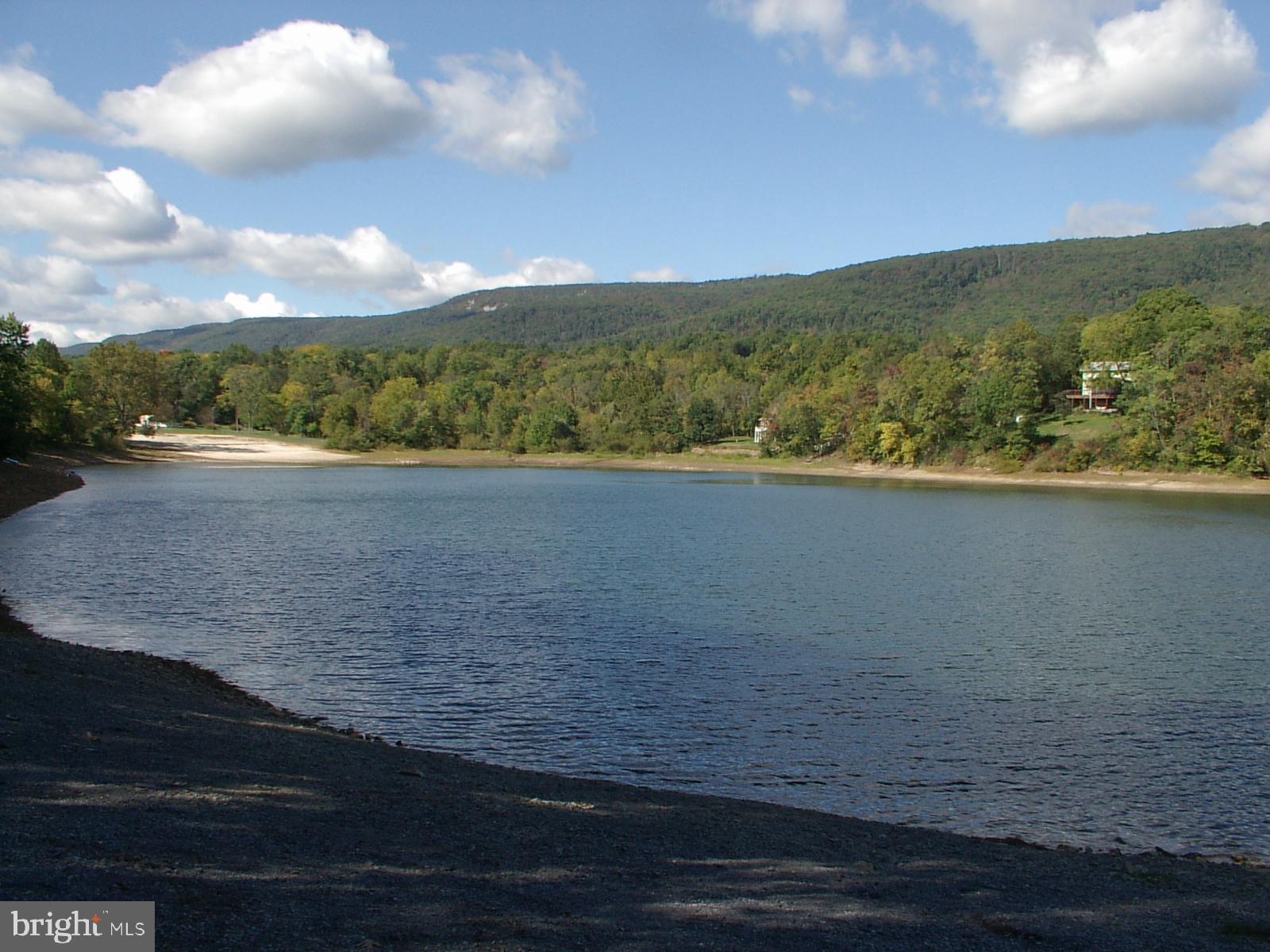 SHAWNEELAND - Residential