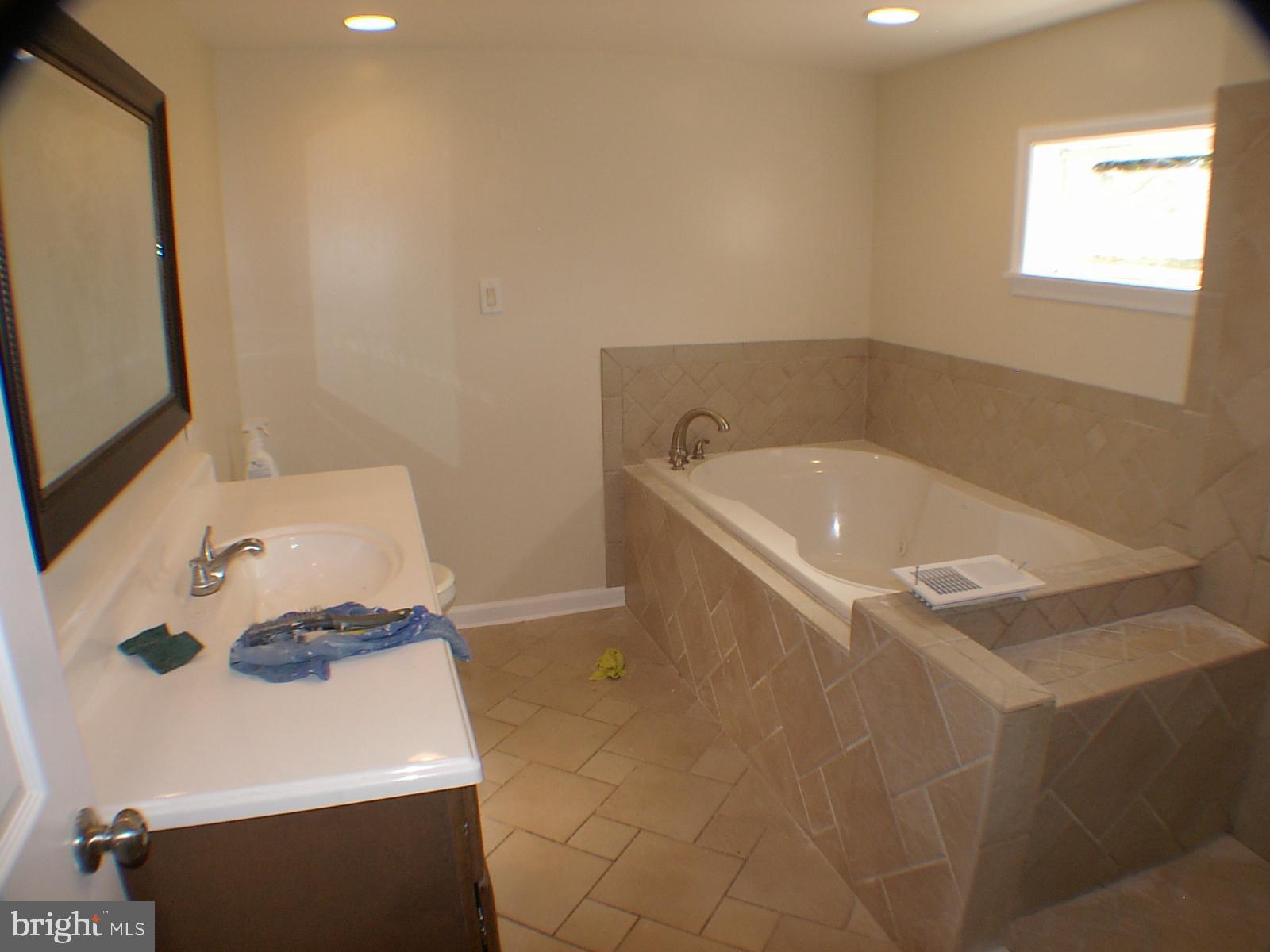 SHAWNEELAND - Residential