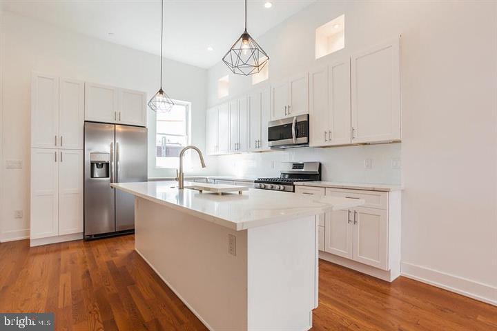 146 W WILDEY STREET