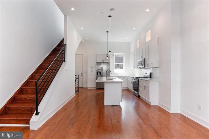 146 W WILDEY STREET