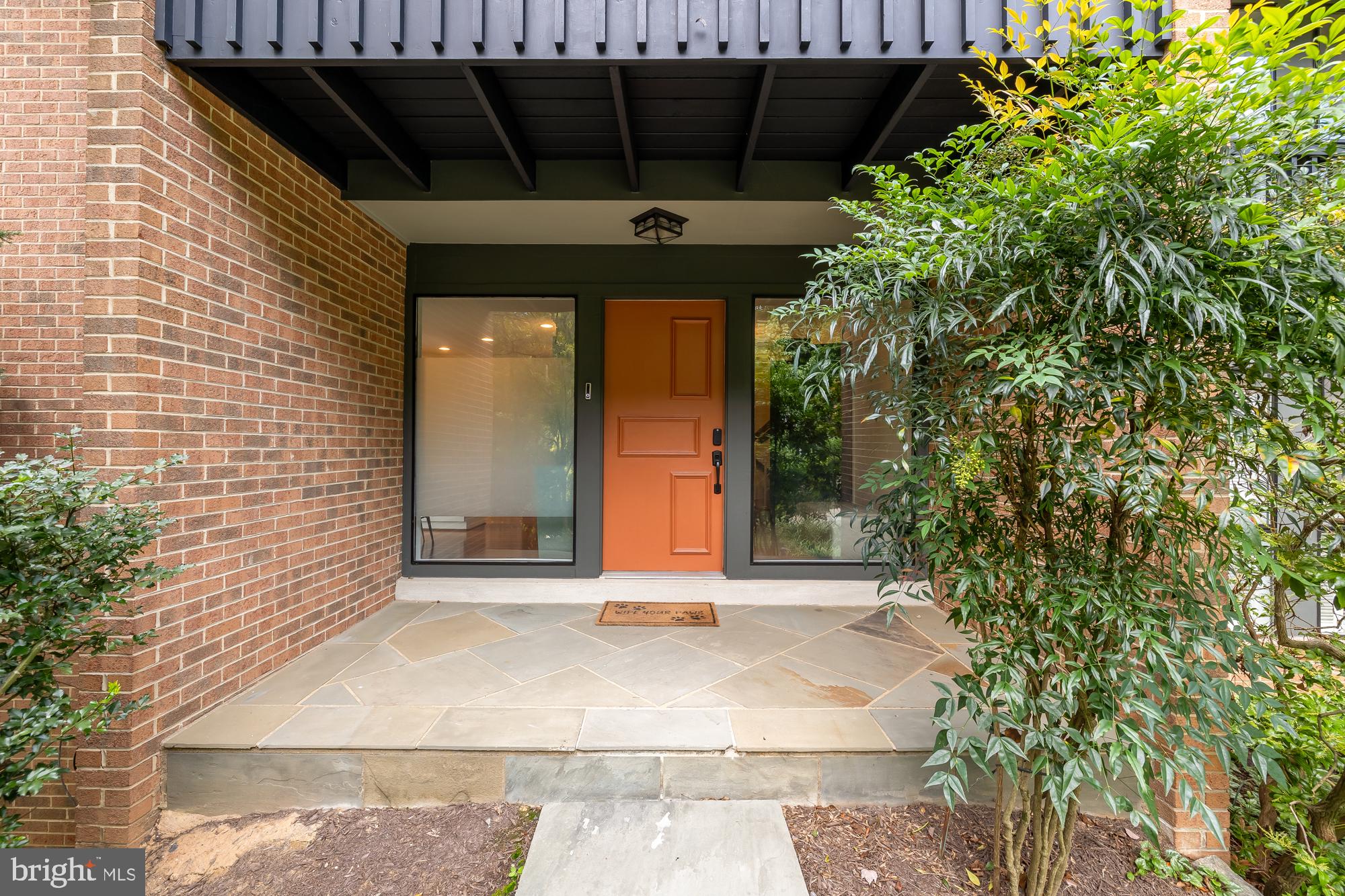 CONGRESSIONAL COUNTRY CLUB ESTATES - Residential