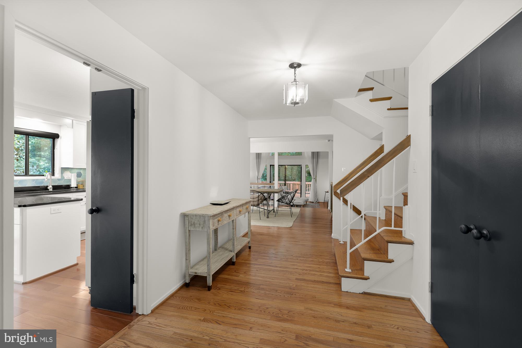 CONGRESSIONAL COUNTRY CLUB ESTATES - Residential