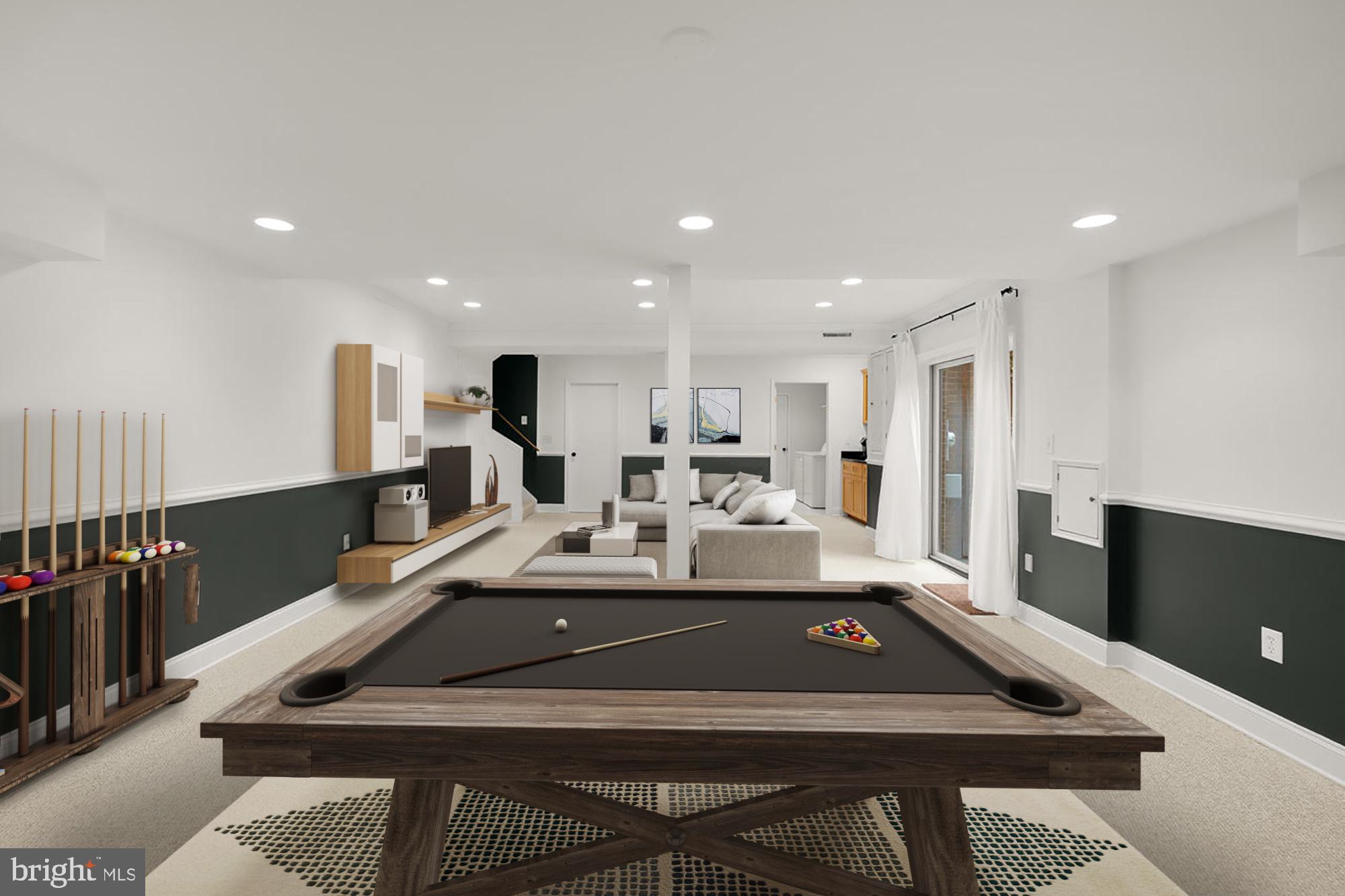 CONGRESSIONAL COUNTRY CLUB ESTATES - Residential