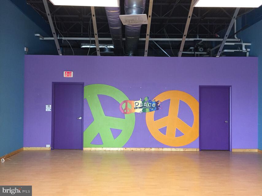 9838 LIBERIA AVENUE B