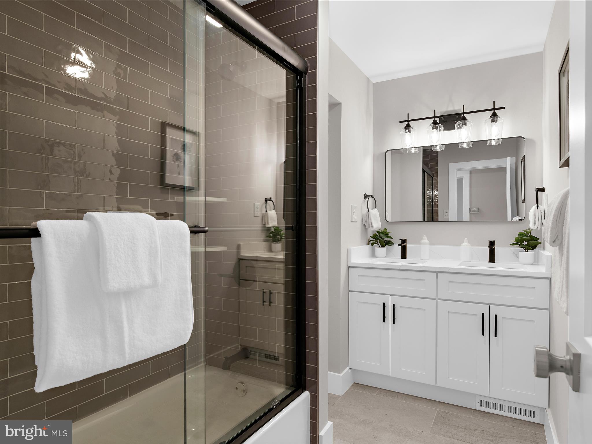 WOODHOLME - Residential