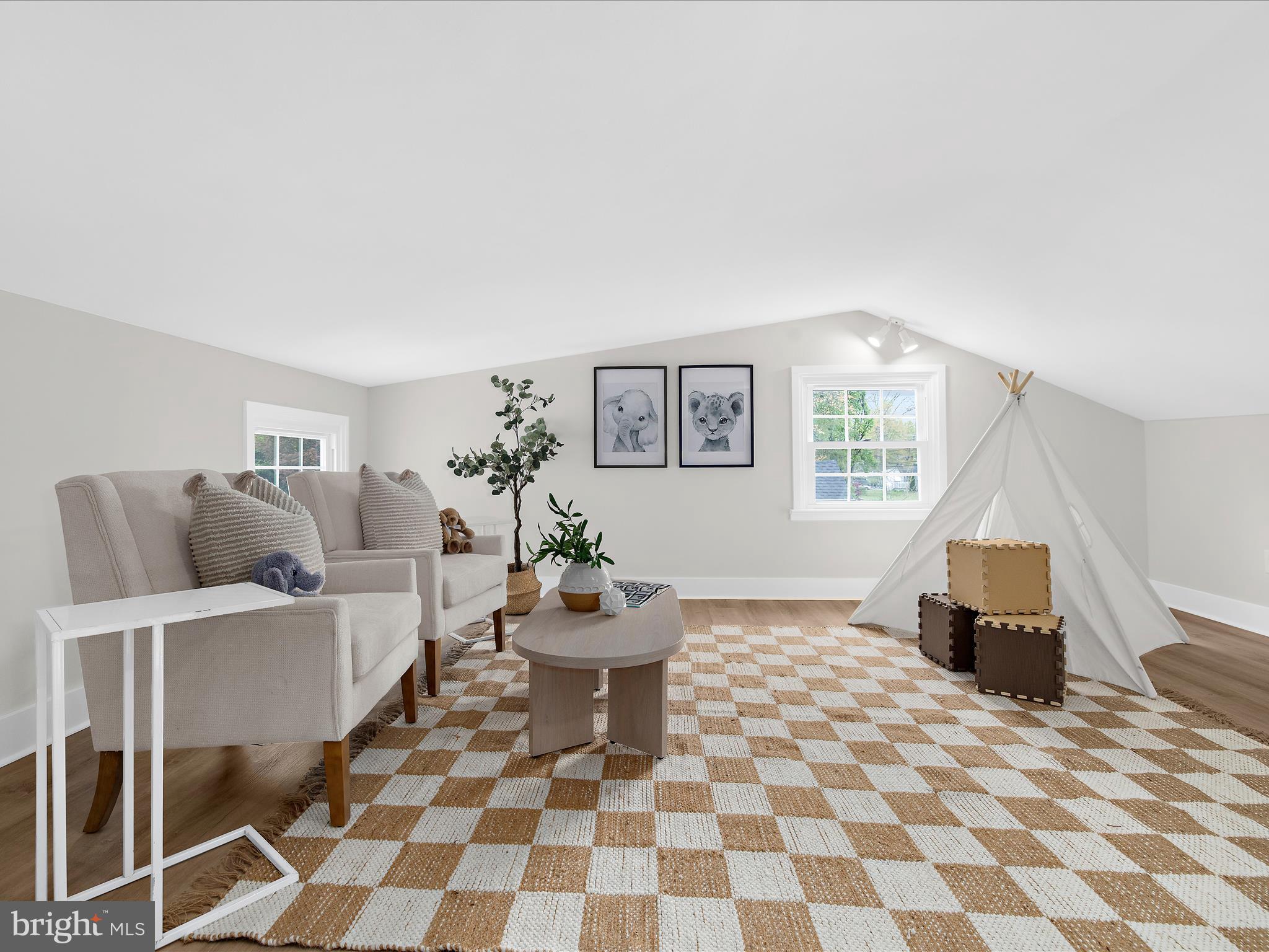 WOODHOLME - Residential