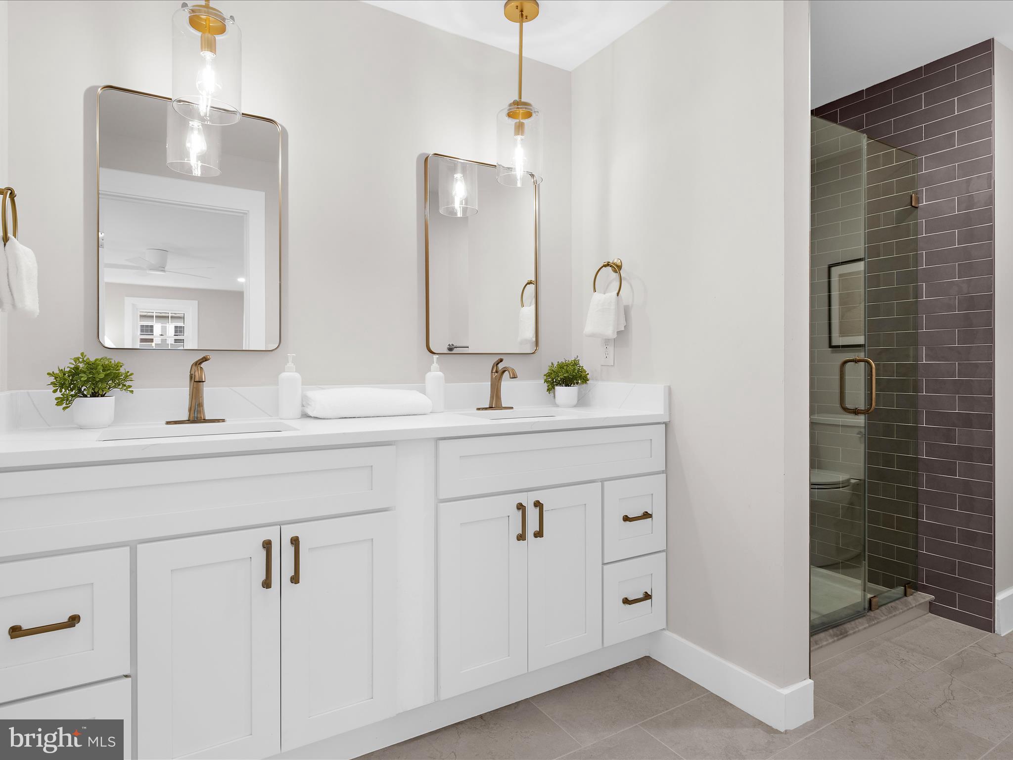 WOODHOLME - Residential