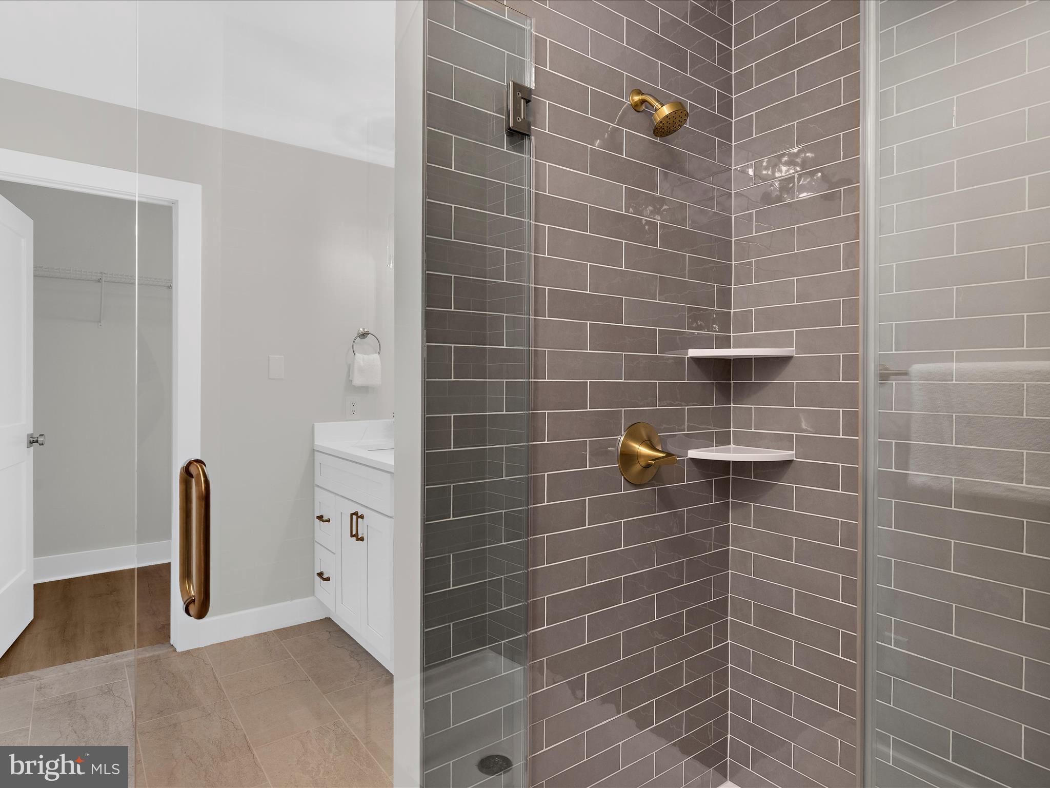 WOODHOLME - Residential