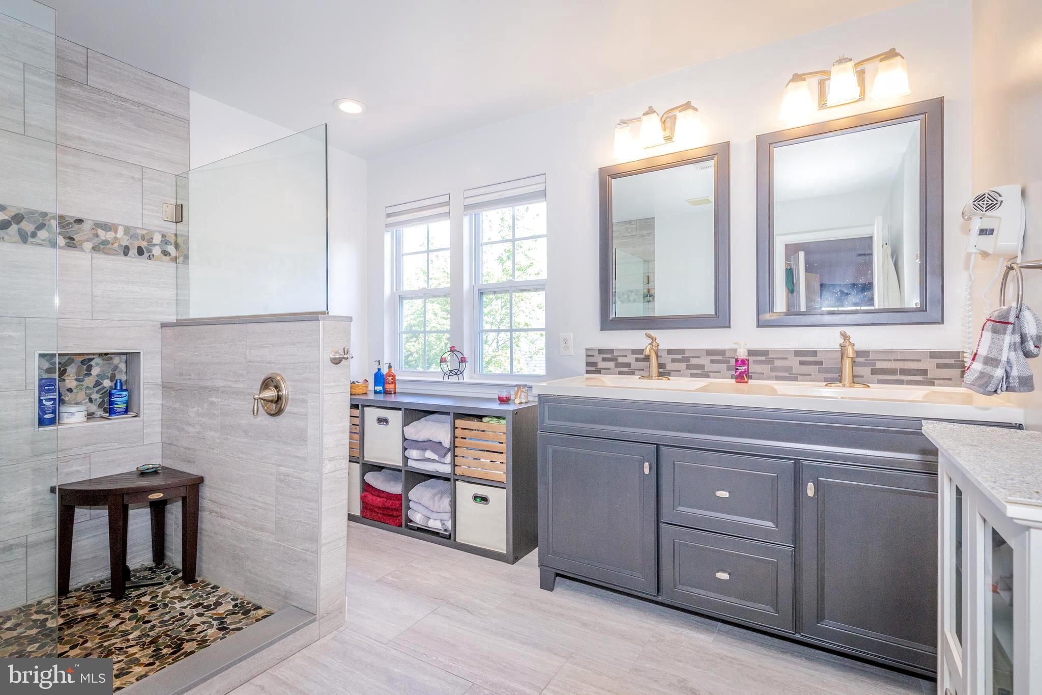 ST MARGARETS LANDING - Residential