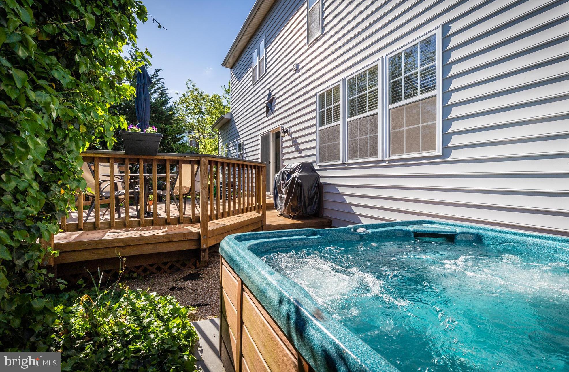 ST MARGARETS LANDING - Residential