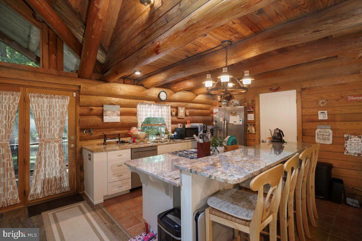 1403 TOWN POINT ROAD