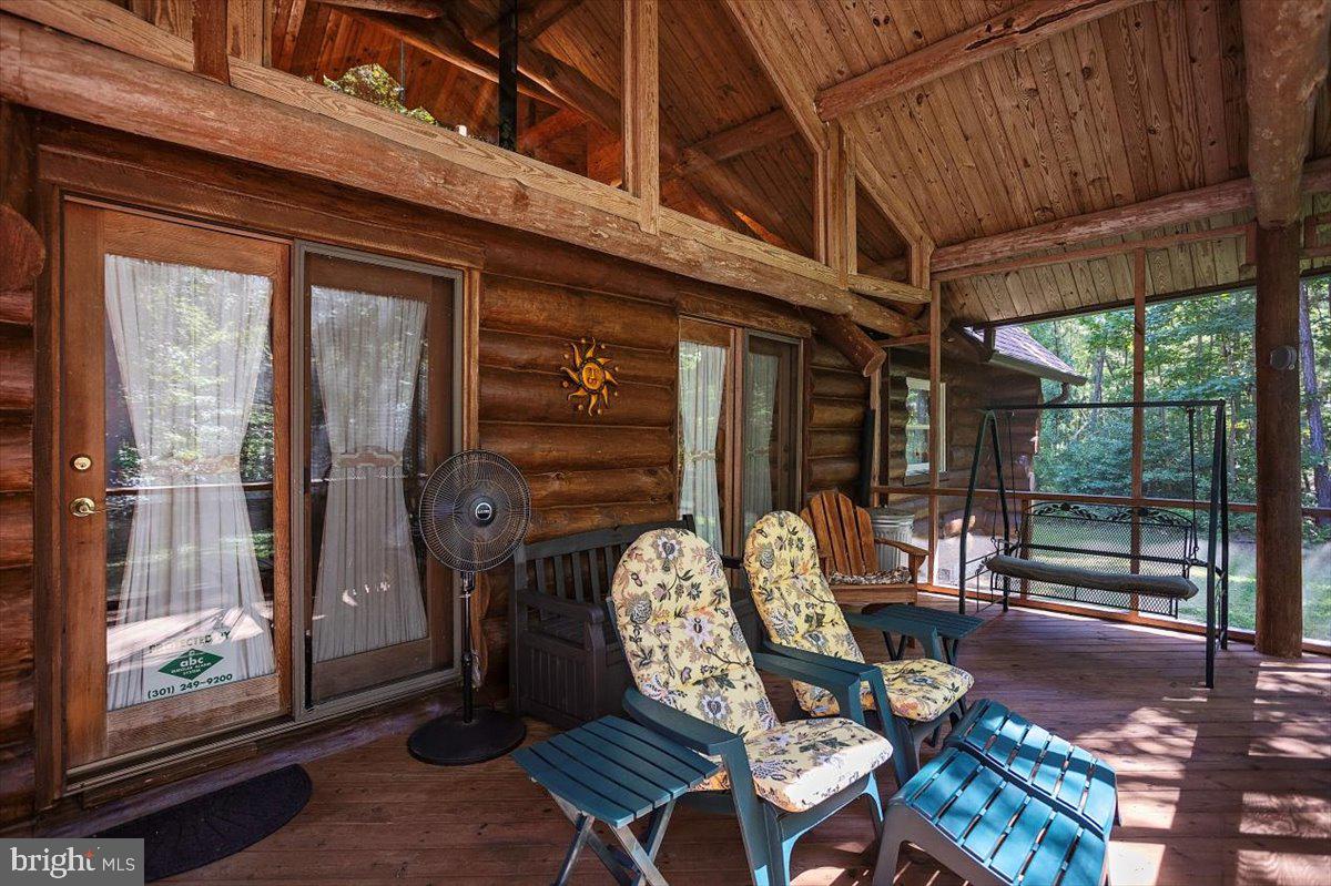 1403 TOWN POINT ROAD
