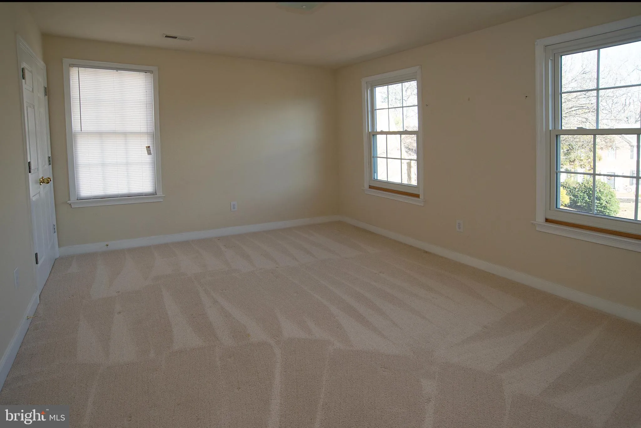 Fredericksburg, Virginia 22408, United States, 5 Bedrooms Bedrooms, ,4 BathroomsBathrooms,Residential,Active,20643