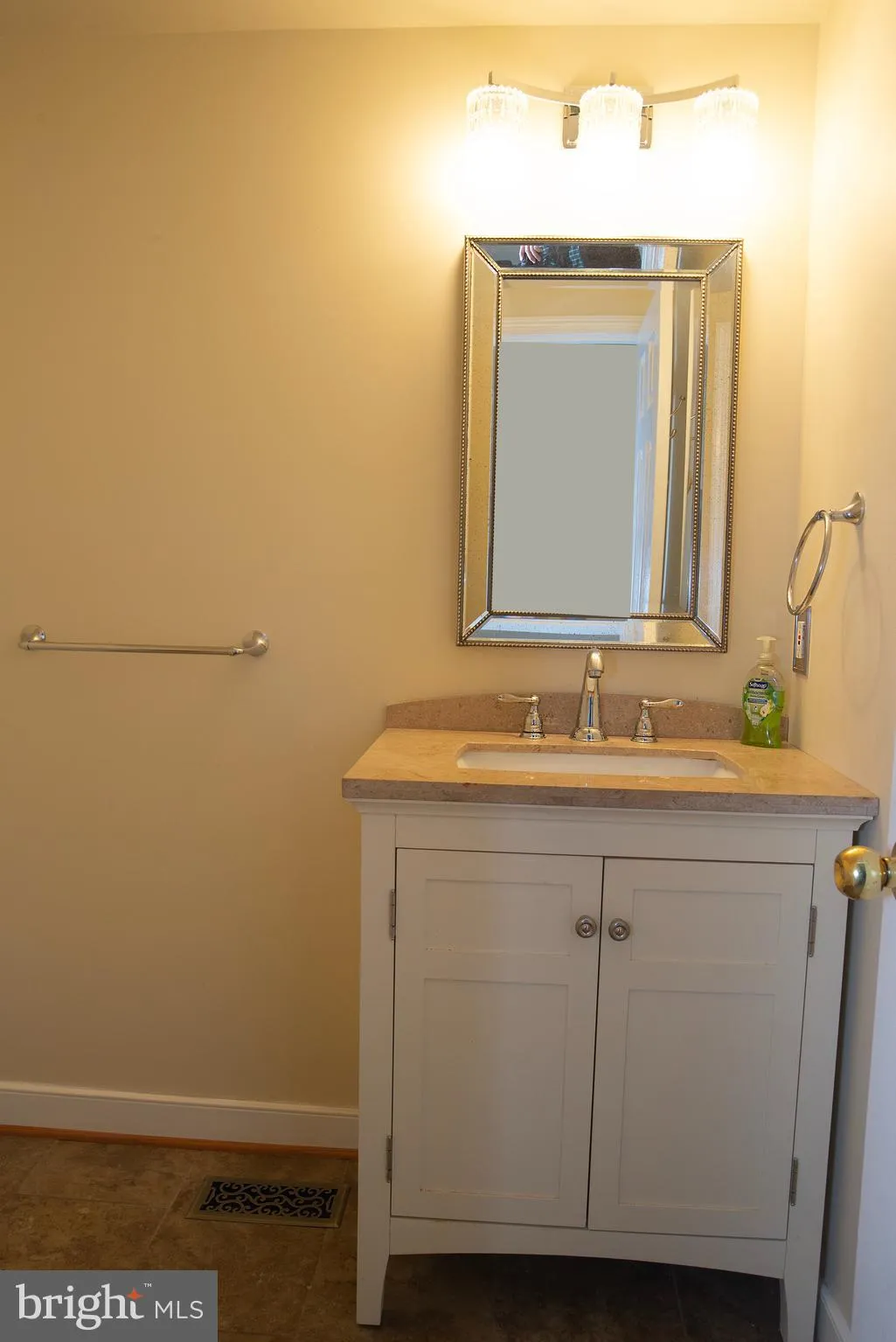 Fredericksburg, Virginia 22408, United States, 5 Bedrooms Bedrooms, ,4 BathroomsBathrooms,Residential,Active,20643