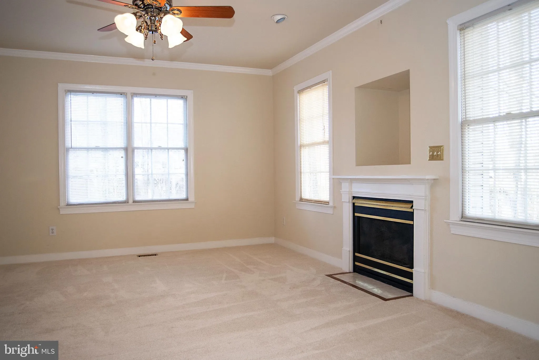 Fredericksburg, Virginia 22408, United States, 5 Bedrooms Bedrooms, ,4 BathroomsBathrooms,Residential,Active,20643