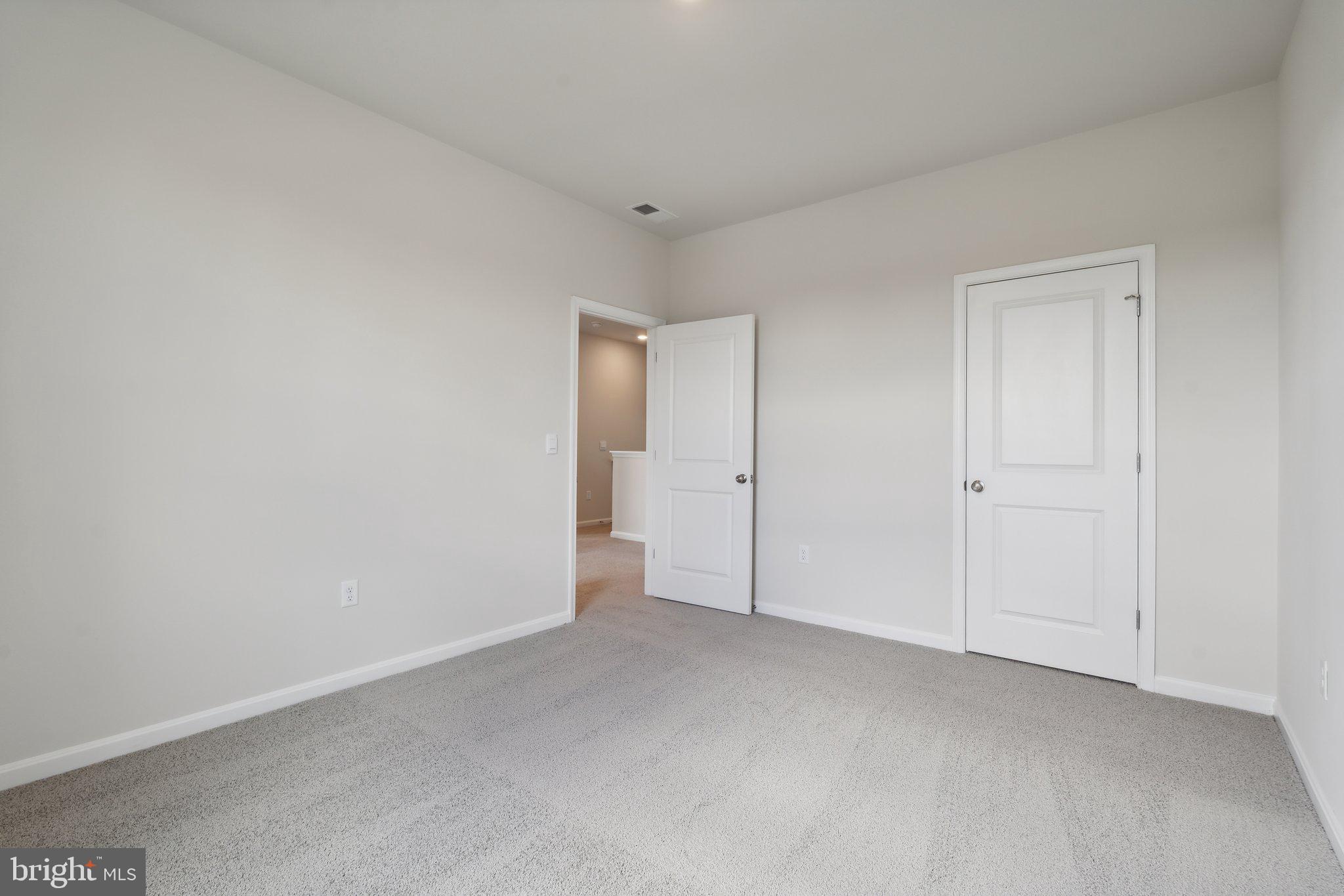 SPRING LAKES - Residential