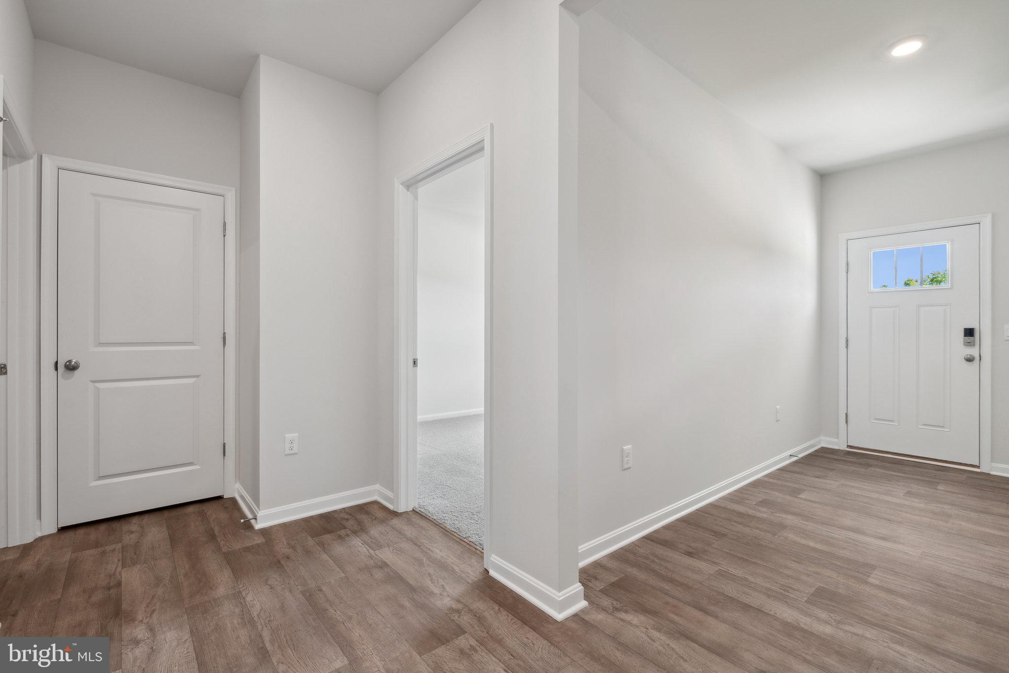 SPRING LAKES - Residential