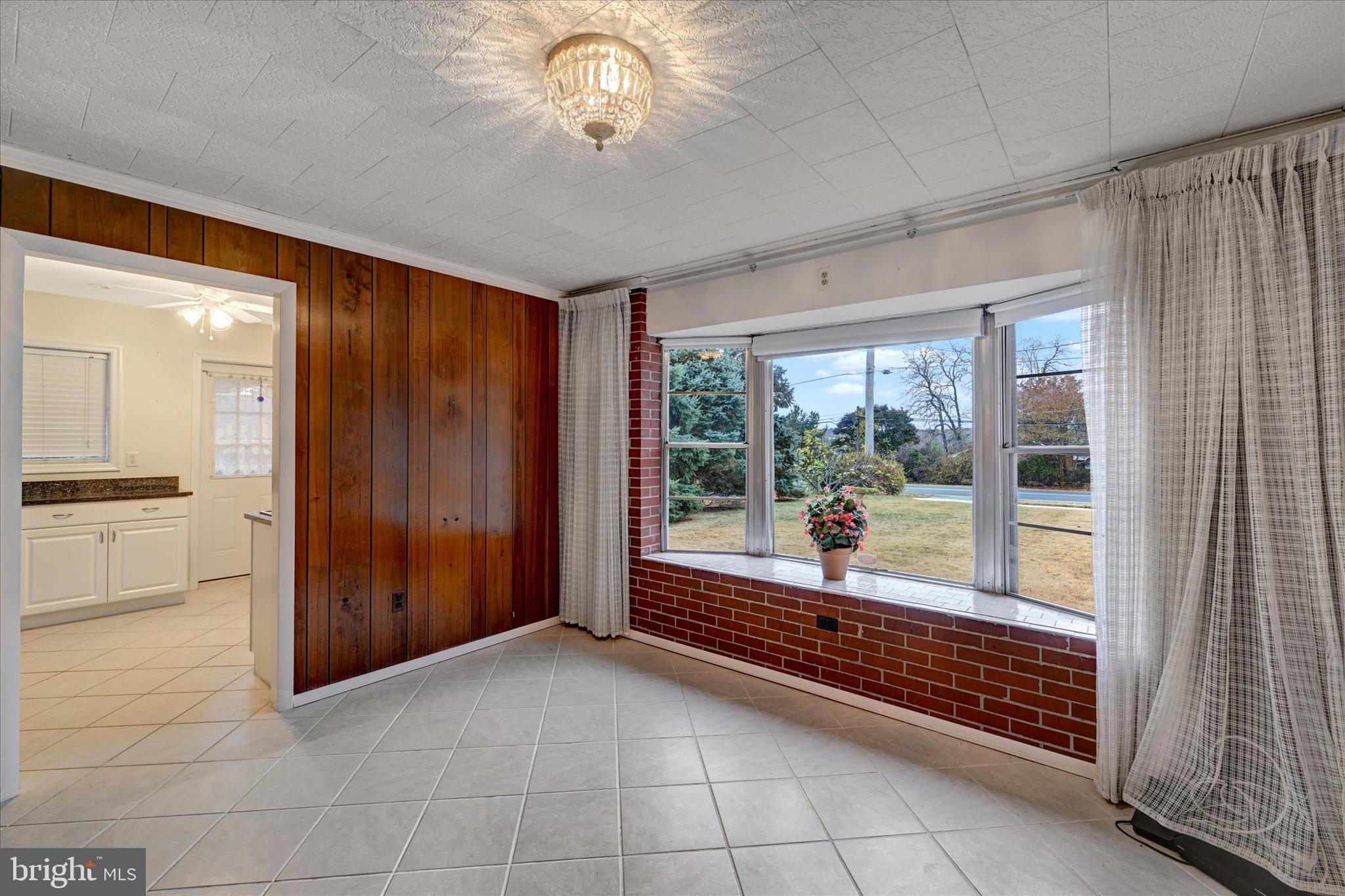 WINDMILL POINT - Residential