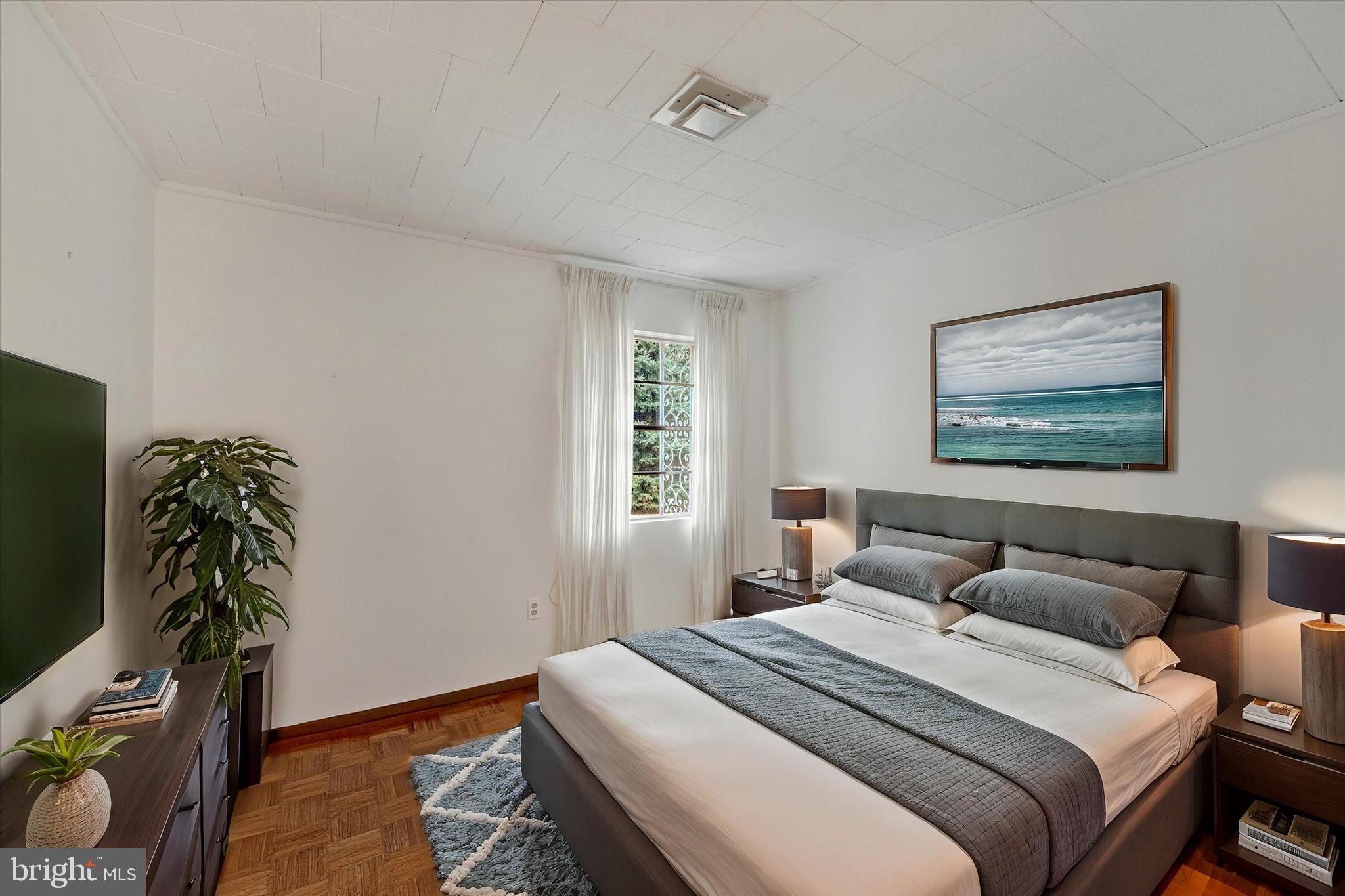 WINDMILL POINT - Residential