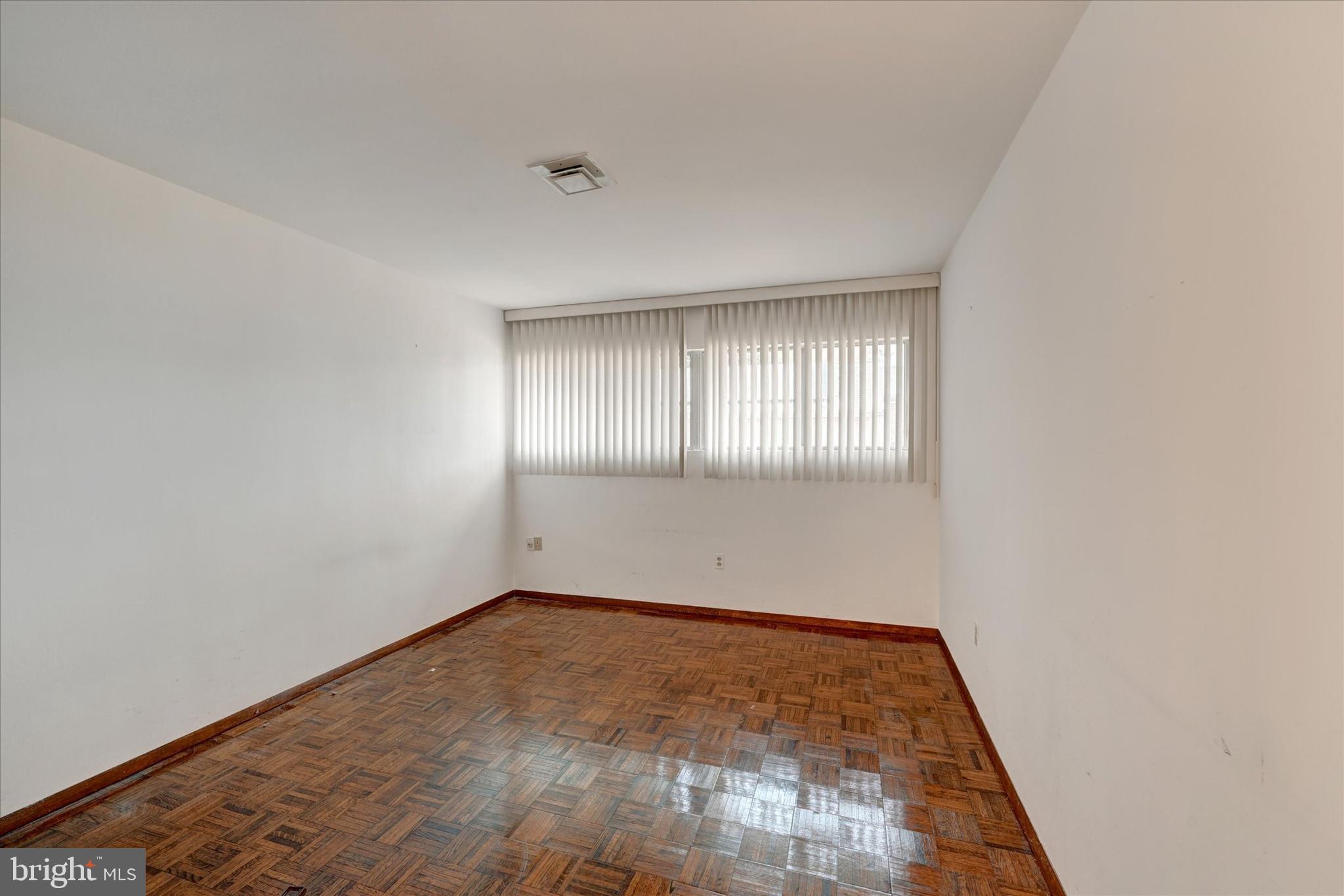 WINDMILL POINT - Residential