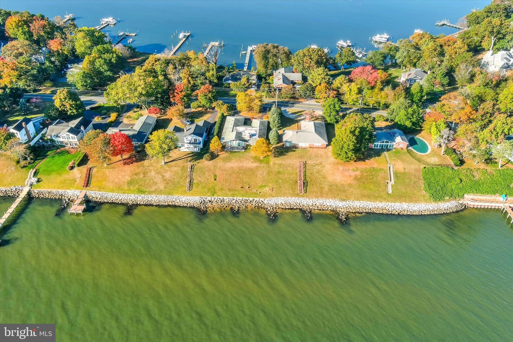 WINDMILL POINT - Residential