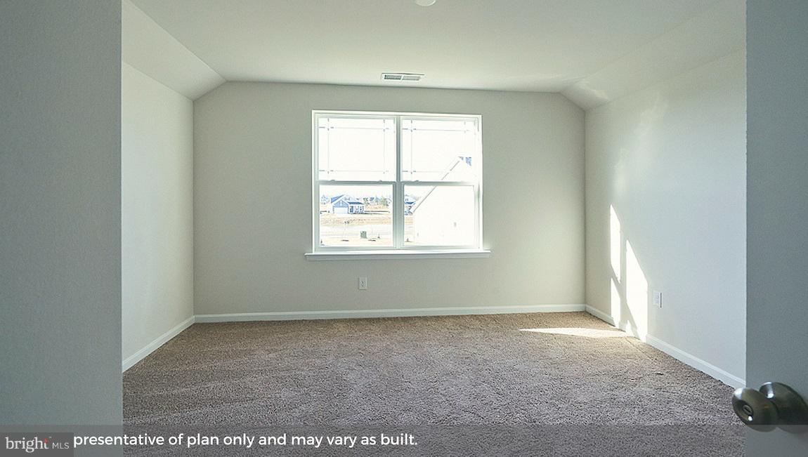 HUNTER'S CREST - Residential