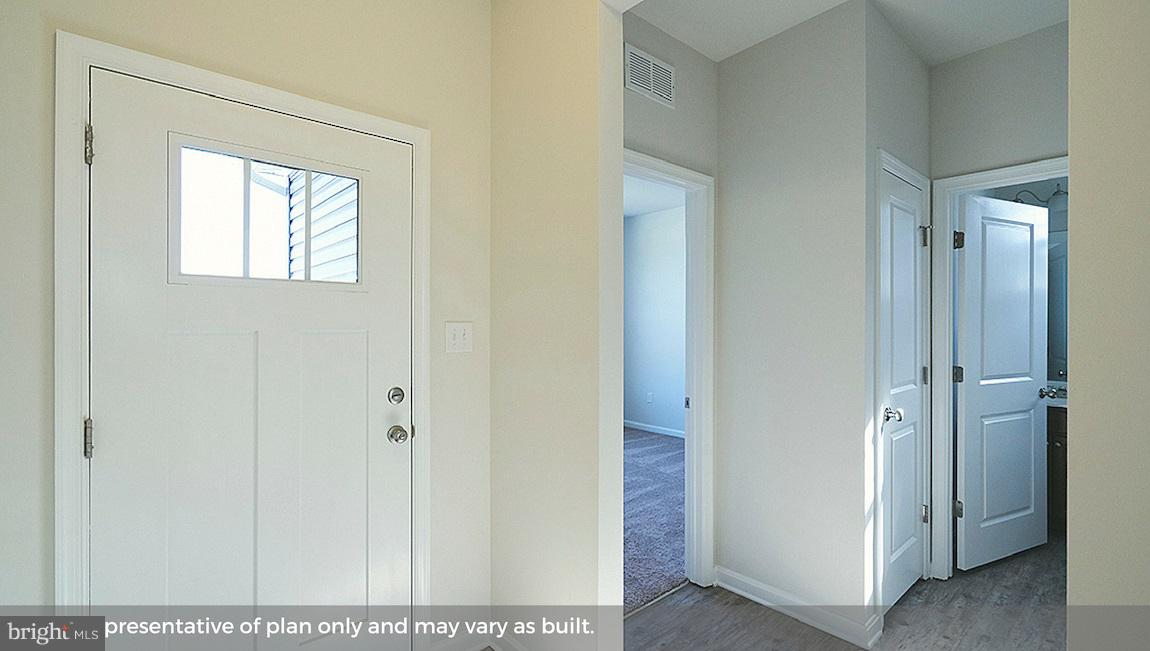 HUNTER'S CREST - Residential