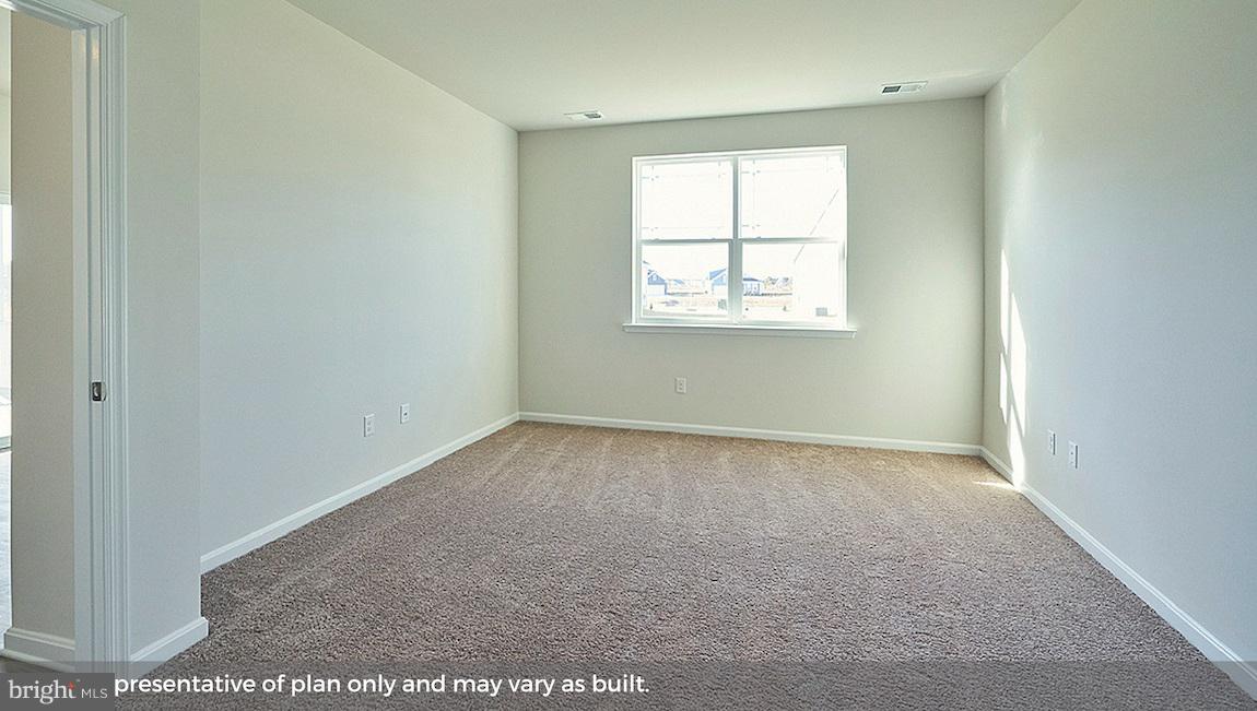 HUNTER'S CREST - Residential