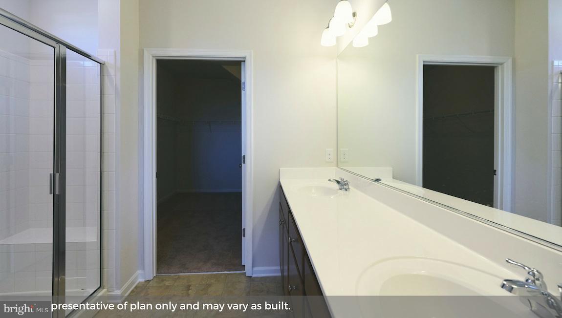 HUNTER'S CREST - Residential