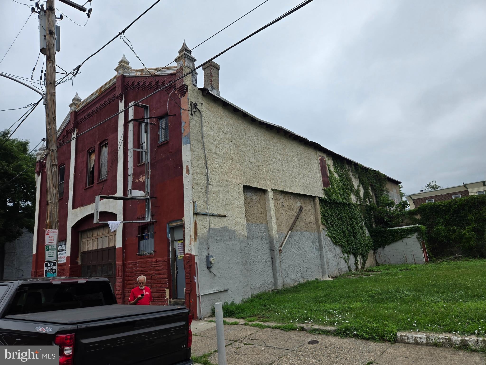 1621 MARGARET STREET 39