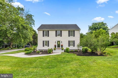 Homes For Sale - 13 Barrow Court<br/> Baltimore County, TOWSON, MD 21204