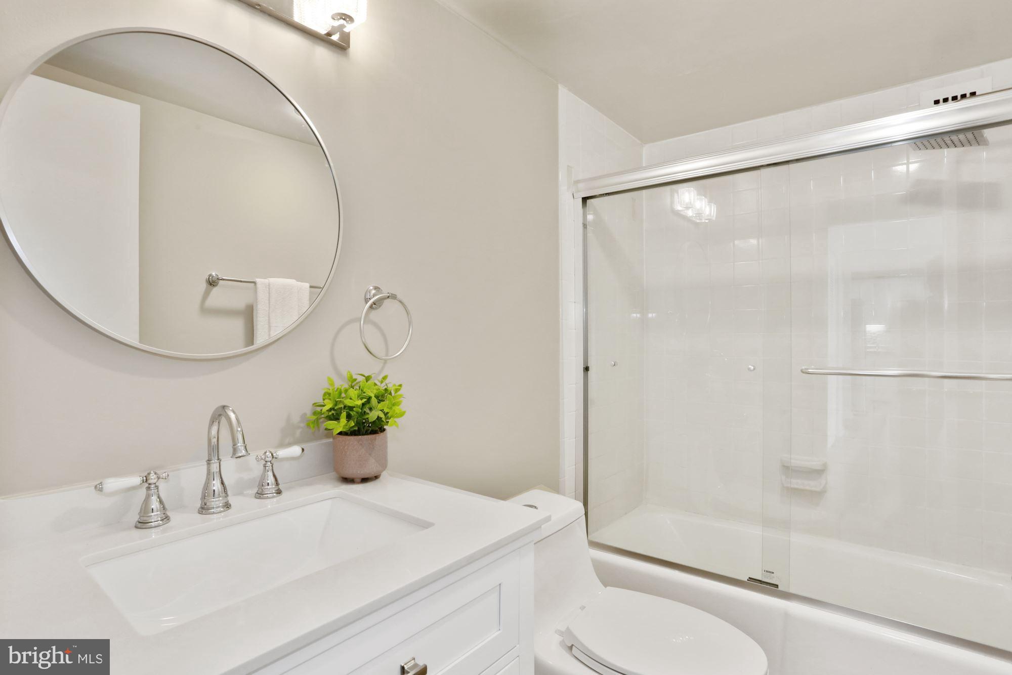 TANGLEWOOD - Residential Lease