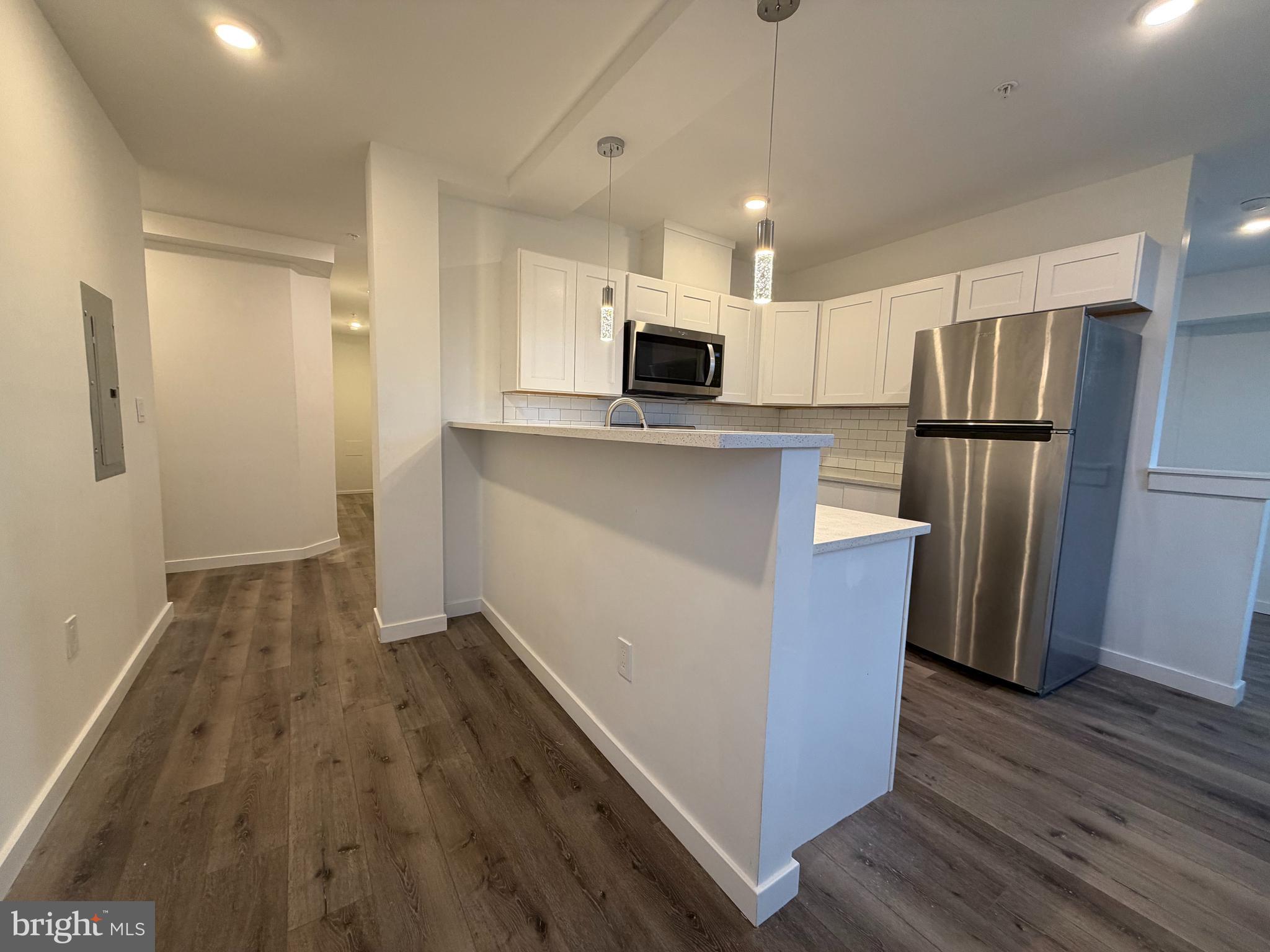 240 E GIRARD AVENUE 42 1