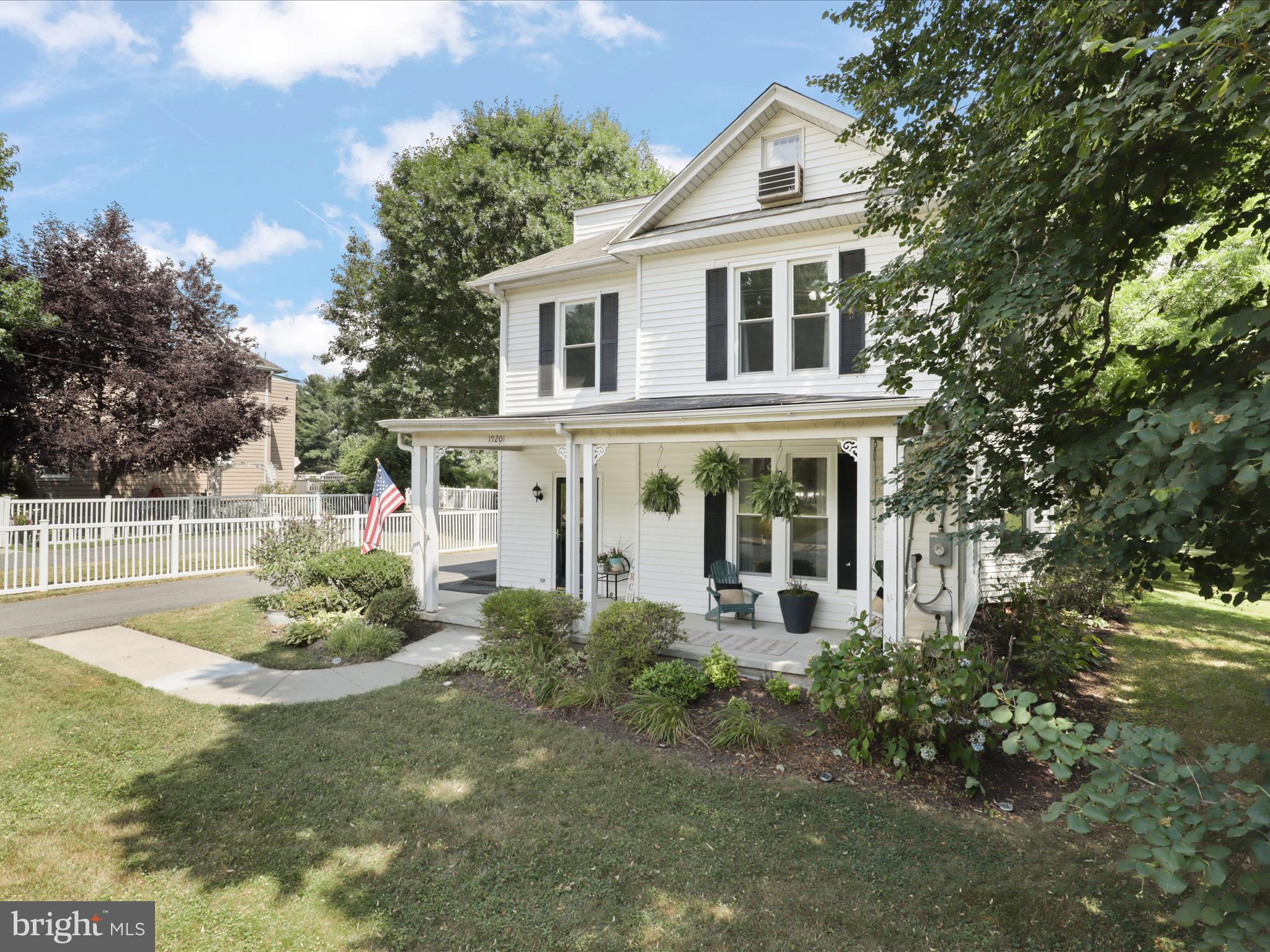 GAITHERSBURG OUTSIDE - Residential