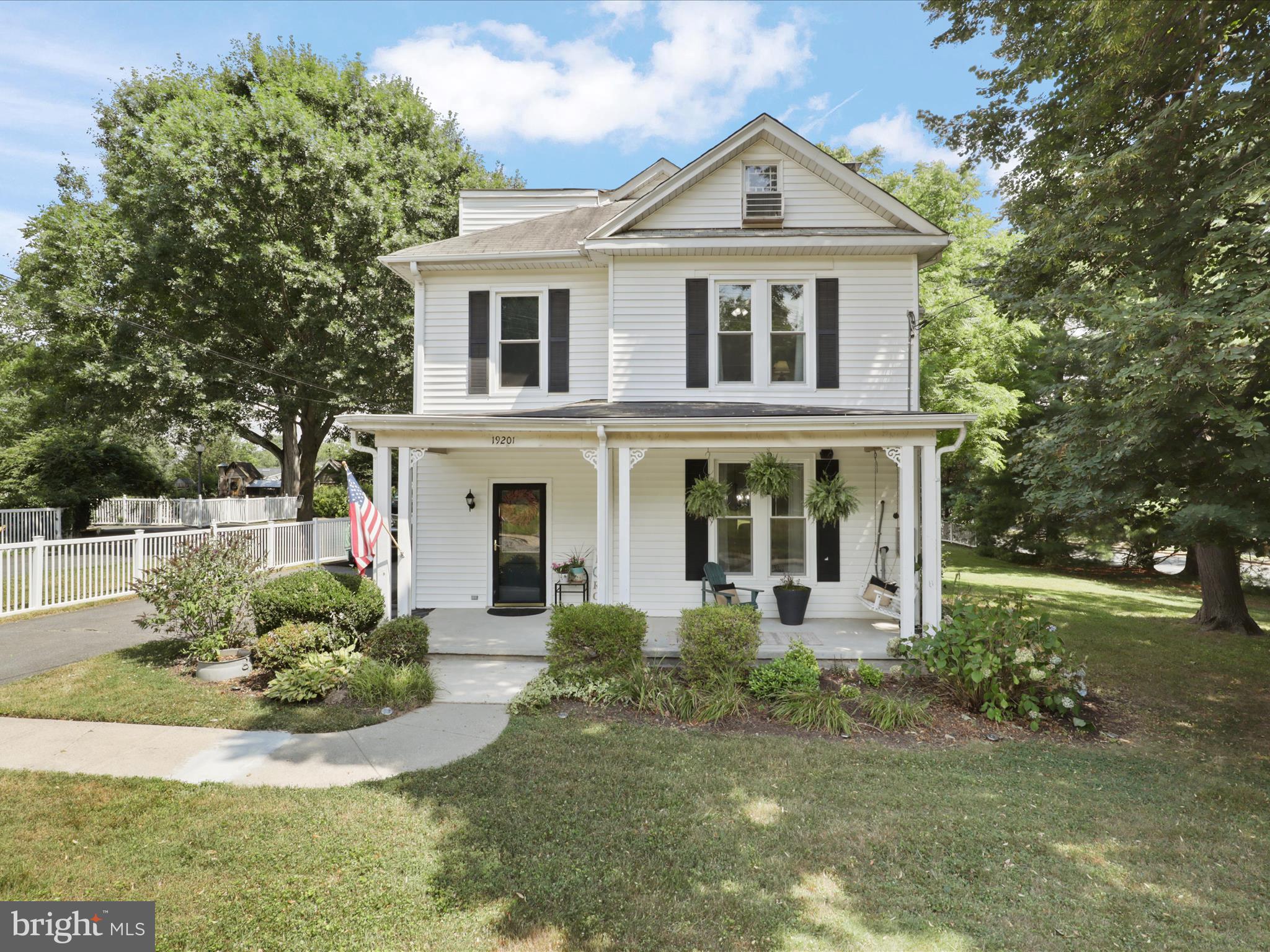 GAITHERSBURG OUTSIDE - Residential