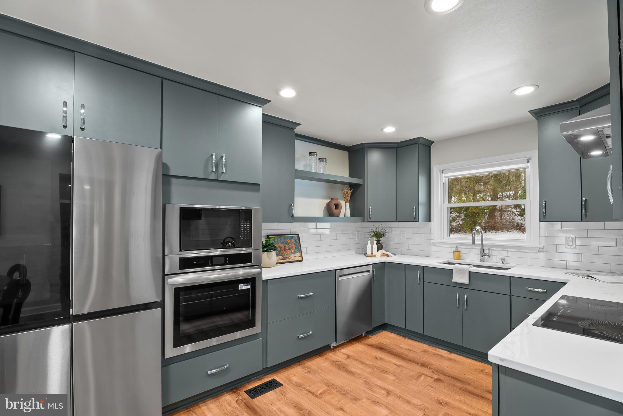 LIBERTY LAKE HILLS - Residential