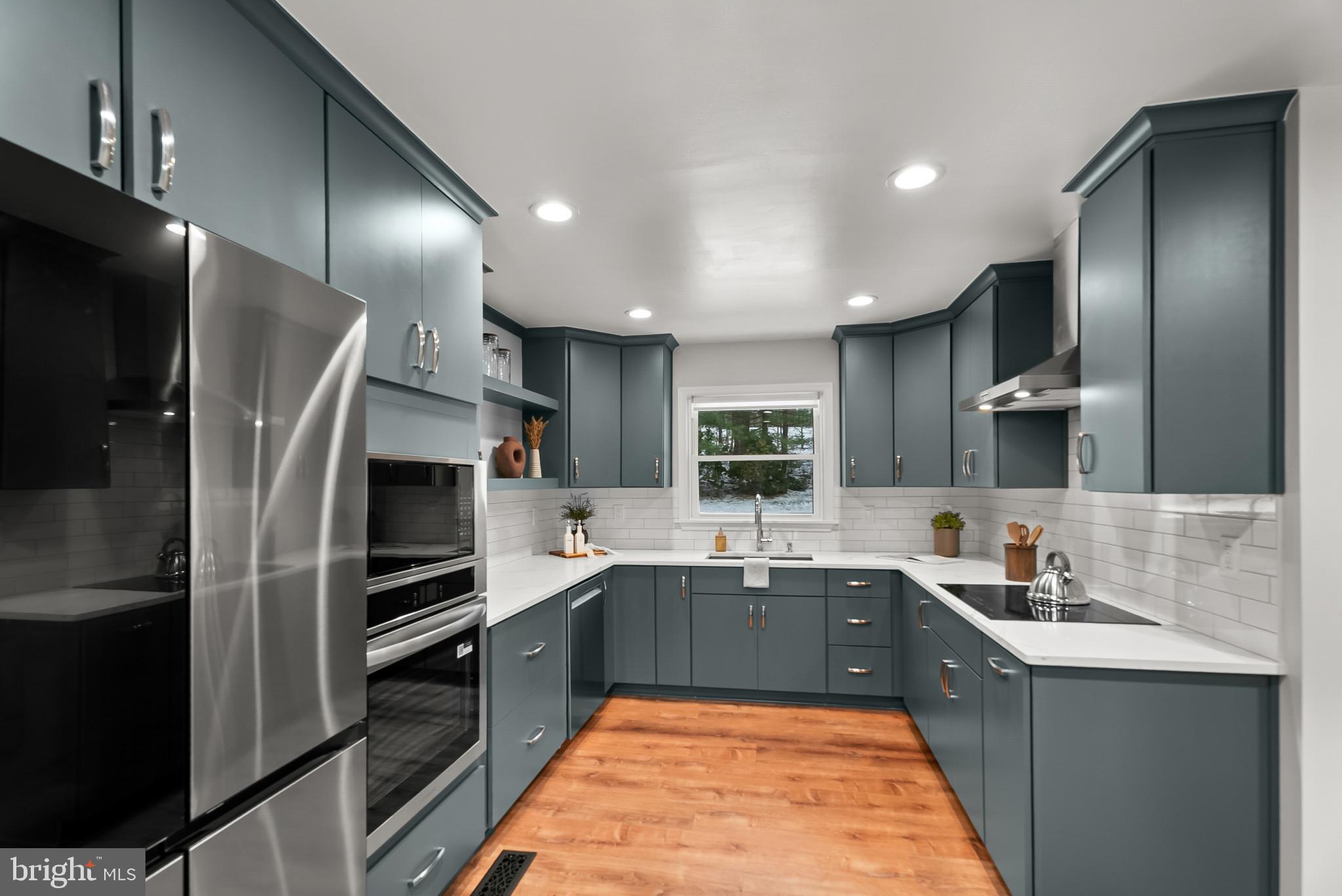 LIBERTY LAKE HILLS - Residential