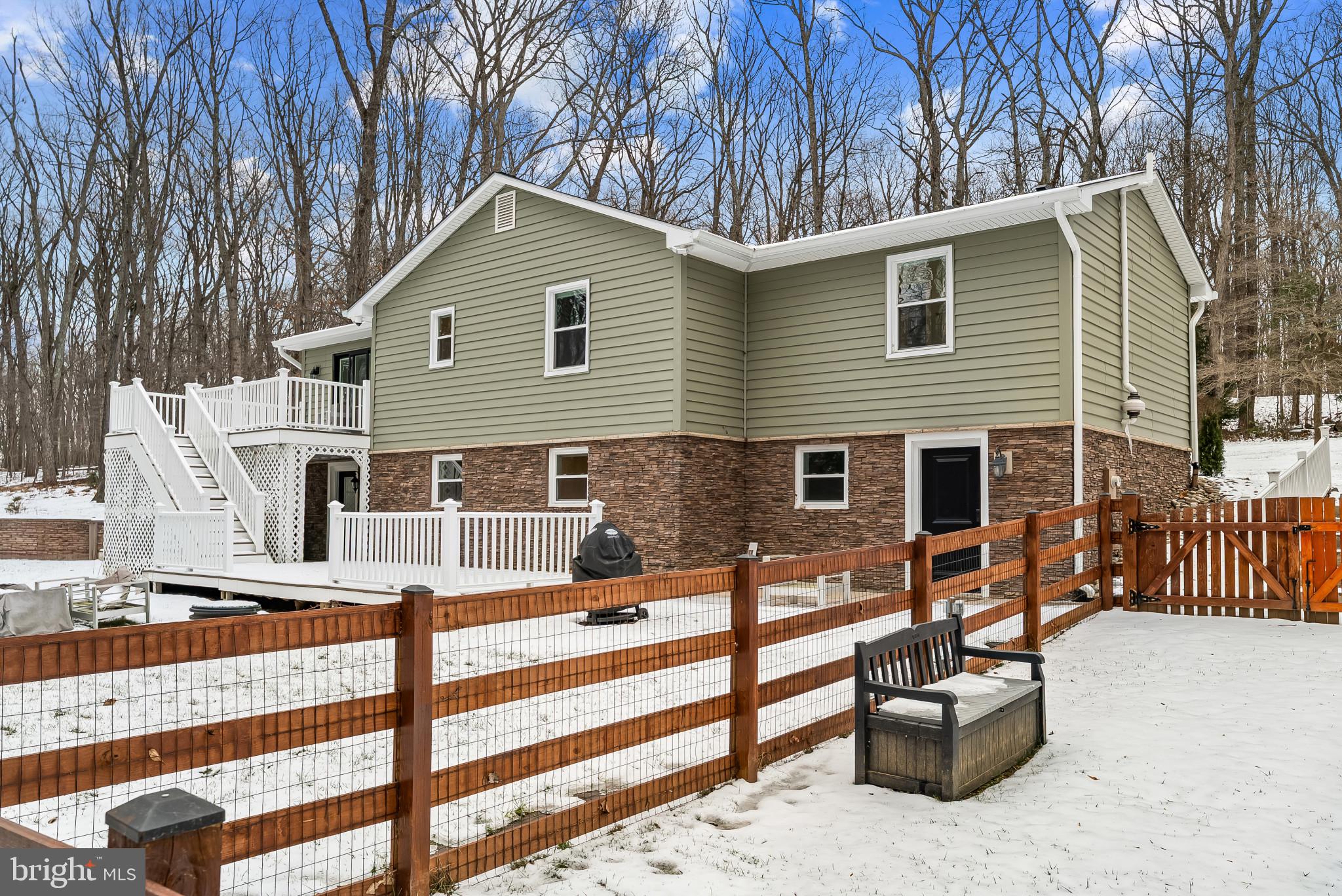 LIBERTY LAKE HILLS - Residential