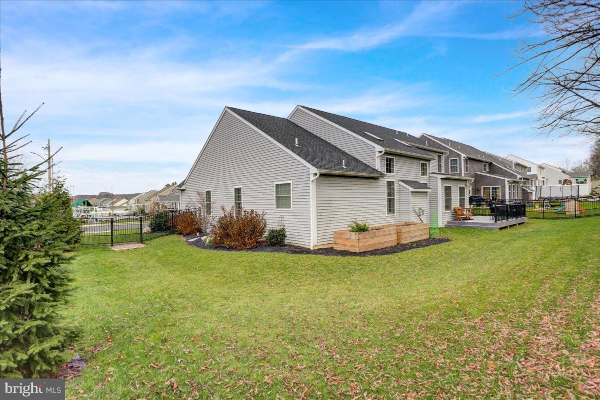 GREEN VALLEY WEST - Residential