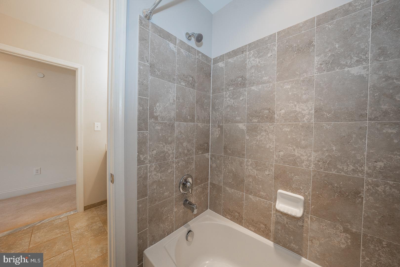 GRANDE AT MUIRWOOD H - Residential