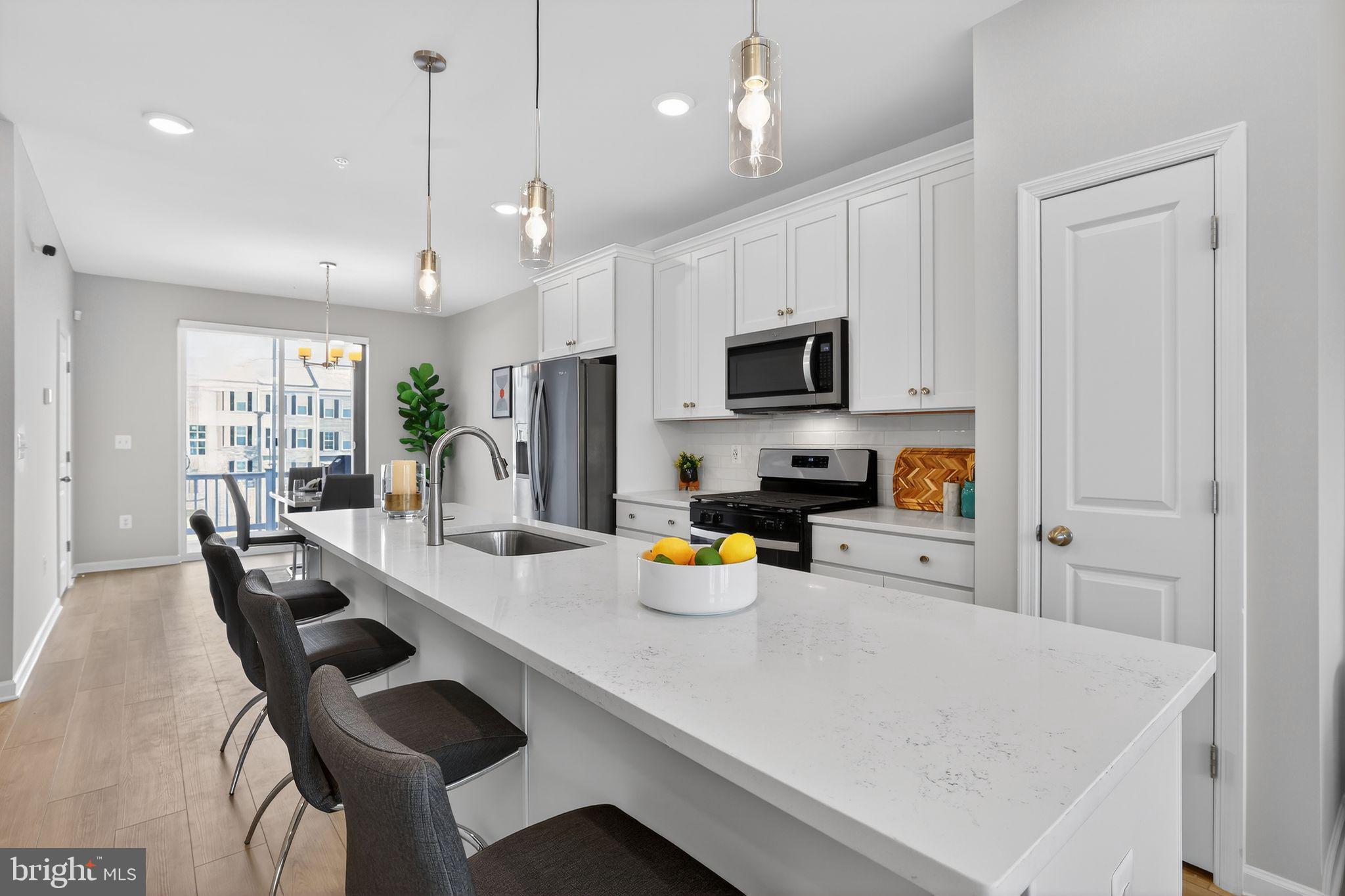 MONTGOMERY VILLAGE - Residential