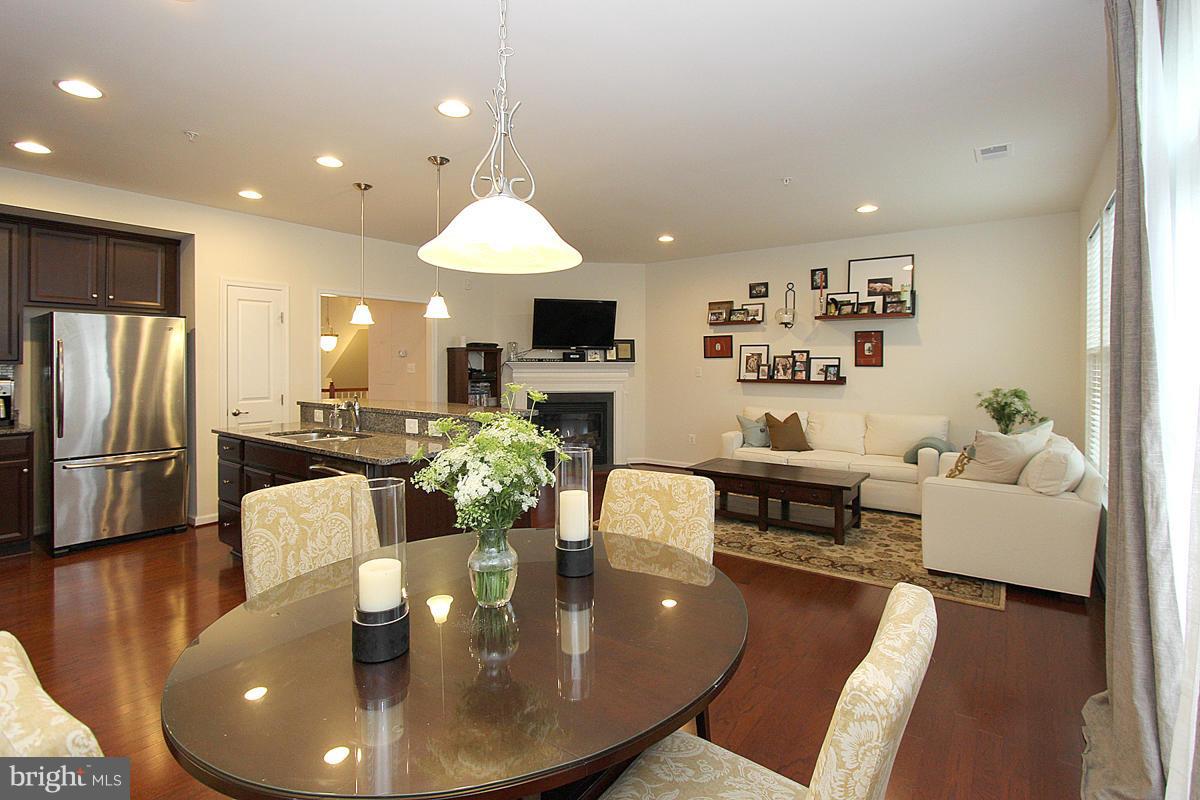 POTOMAC CLUB - Residential