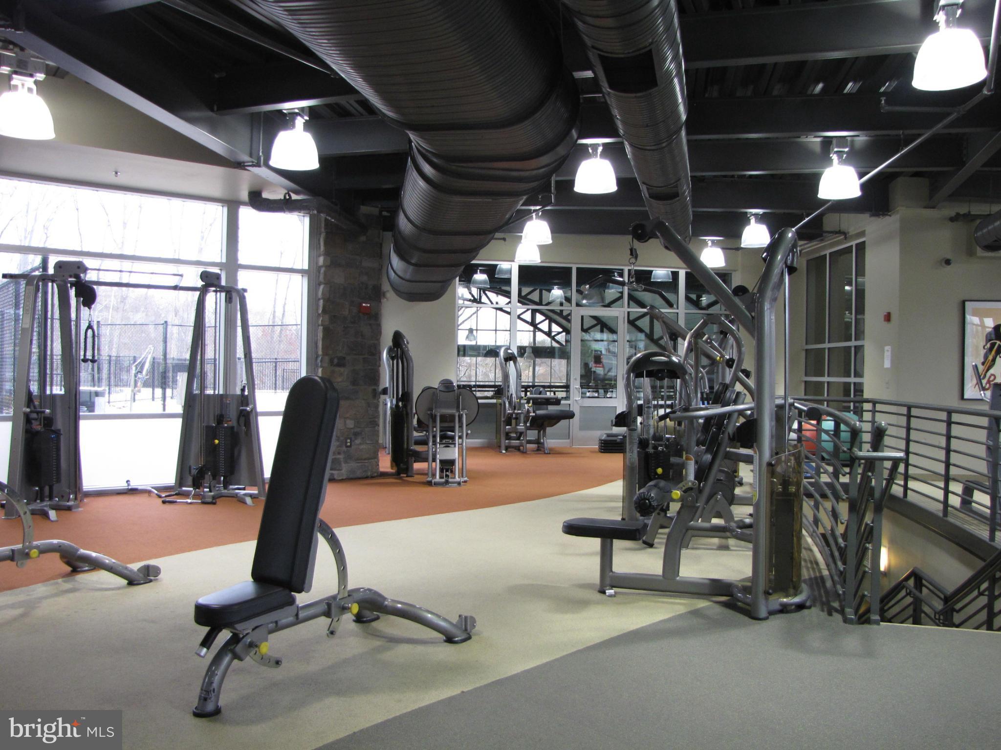 POTOMAC CLUB - Residential