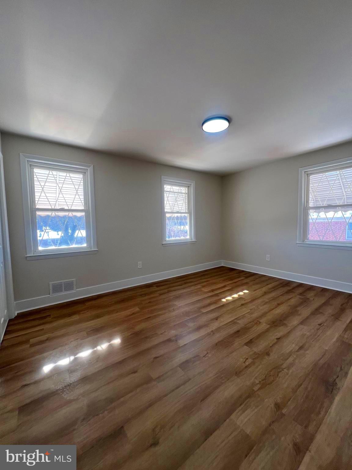 EDMONDSON PARK - Residential Lease