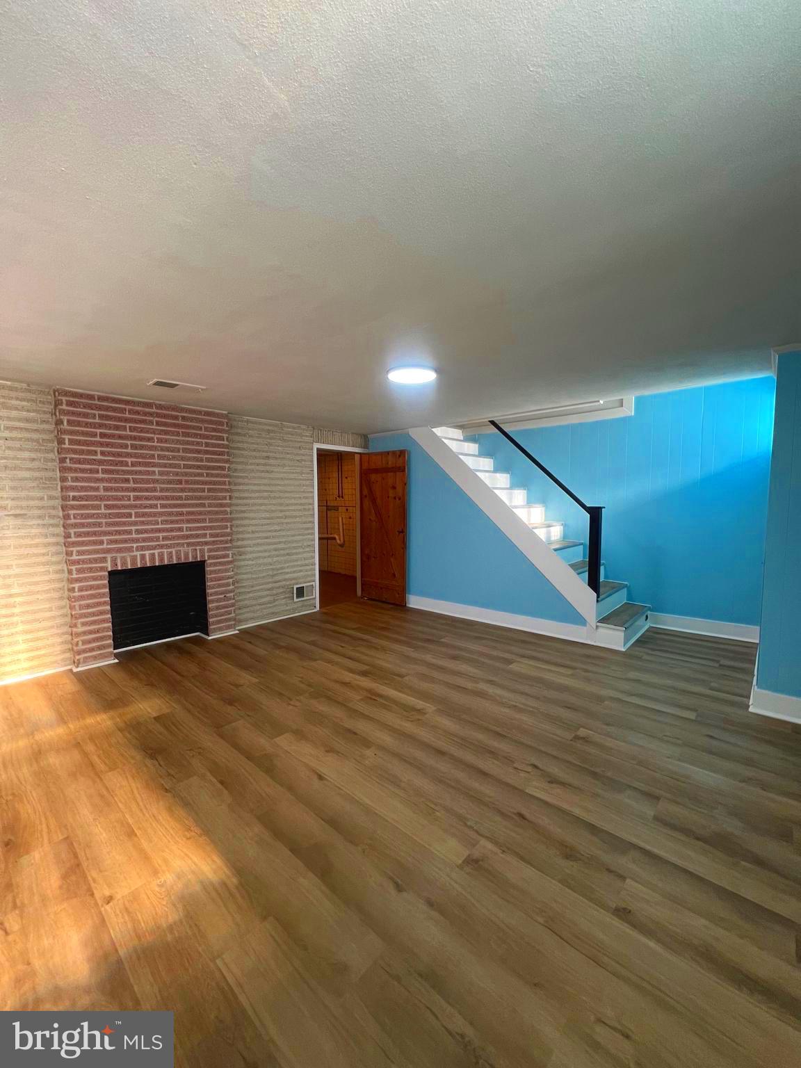 EDMONDSON PARK - Residential Lease