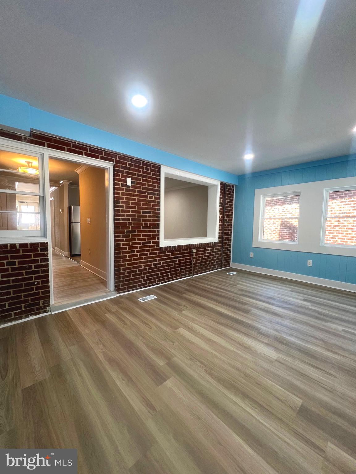 EDMONDSON PARK - Residential Lease