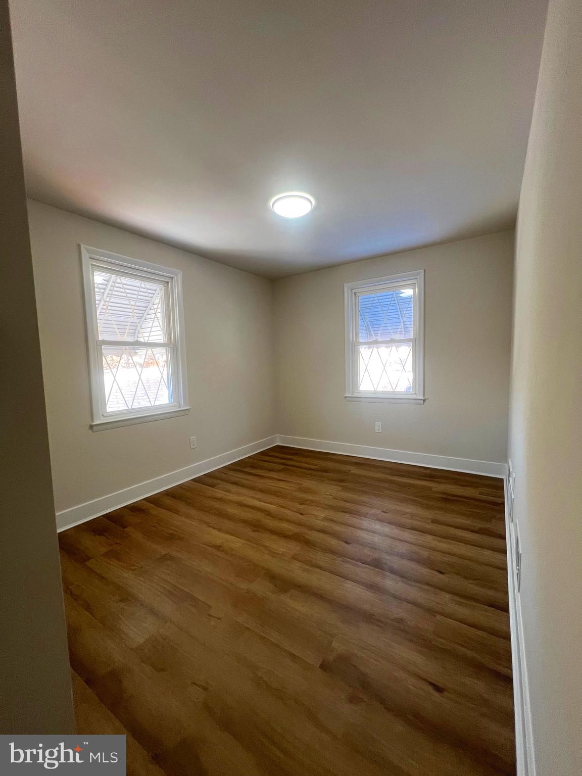 EDMONDSON PARK - Residential Lease