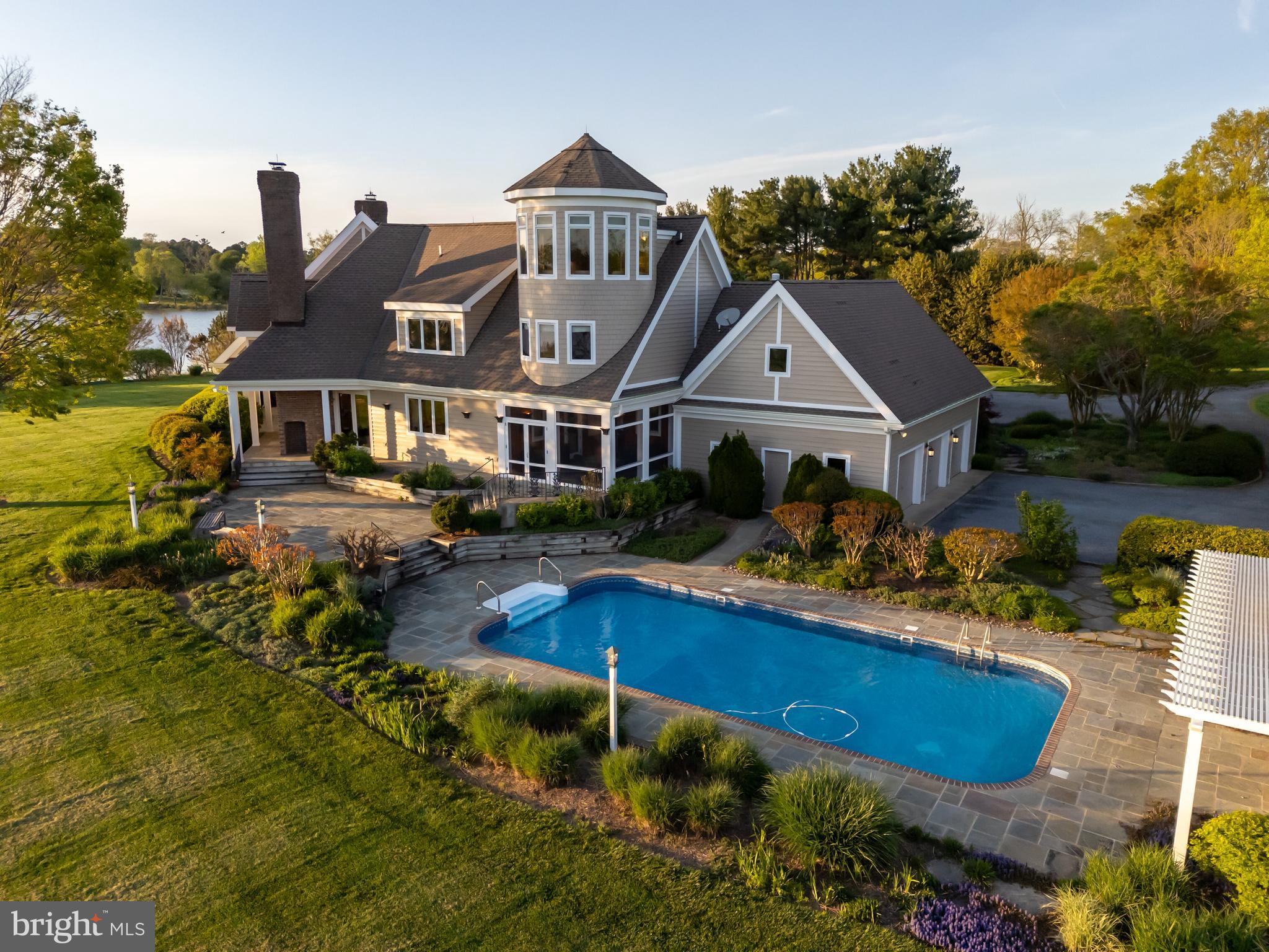 PATRICK'S PLAINS - Residential