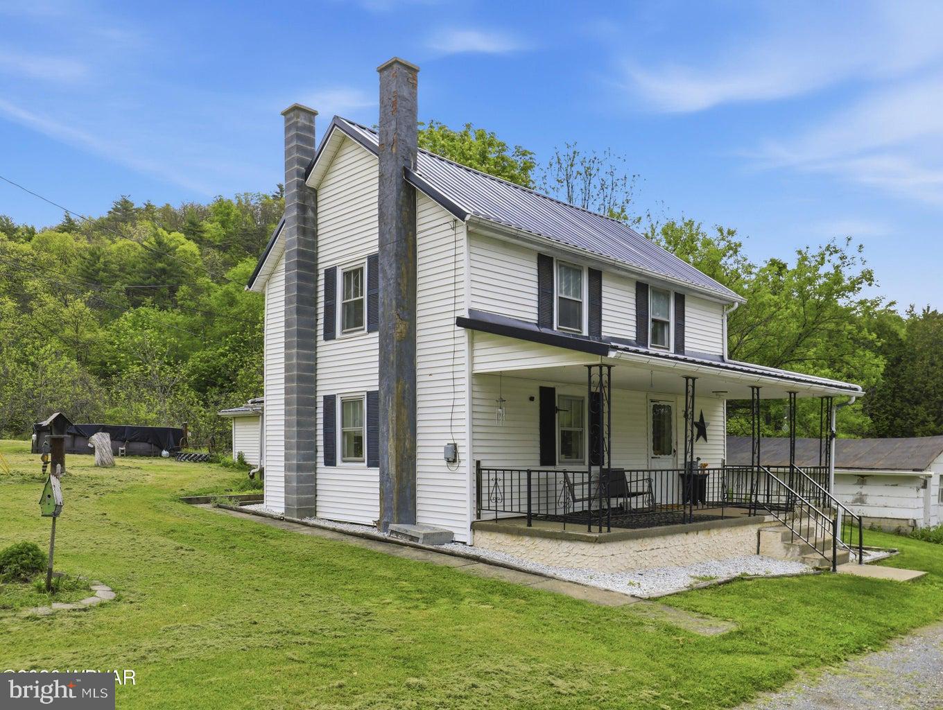 848 HUNTER RUN ROAD